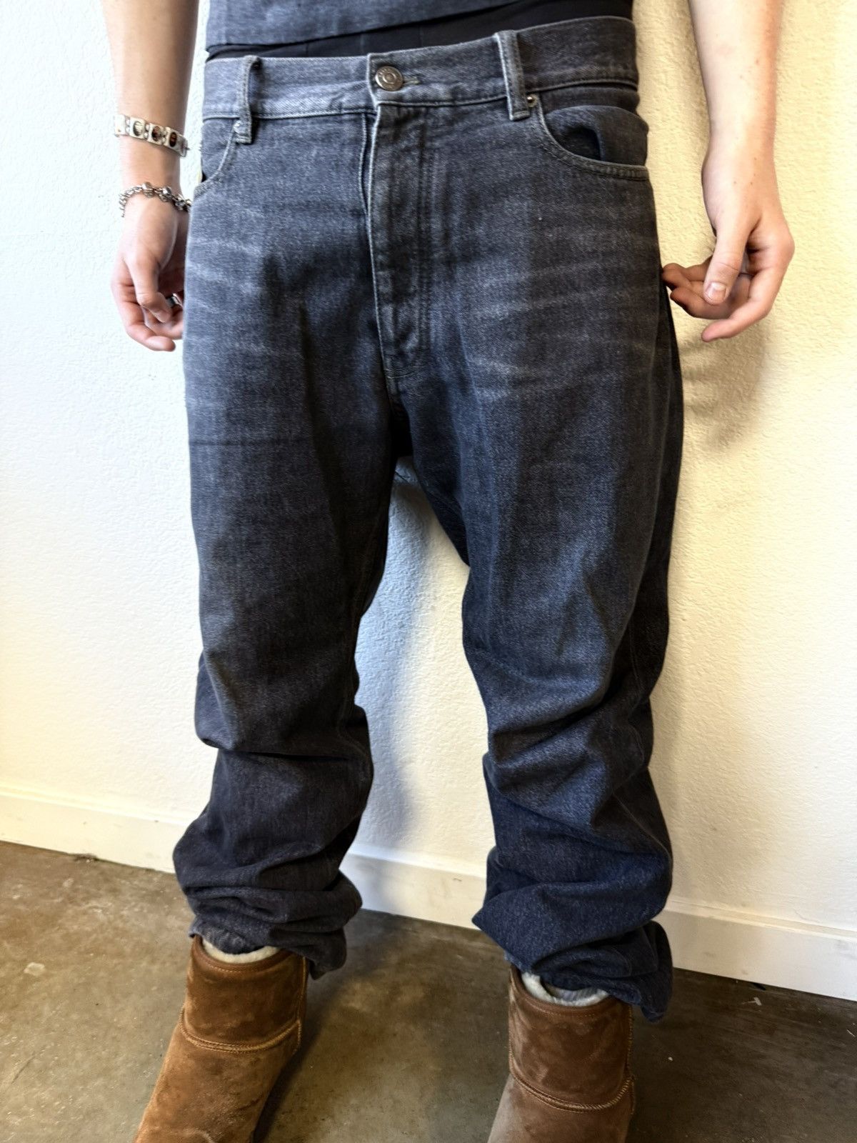 Balenciaga Balenciaga Slim Fit Distressed Jeans Size US 36 / EU 52 - 2 Thumbnail