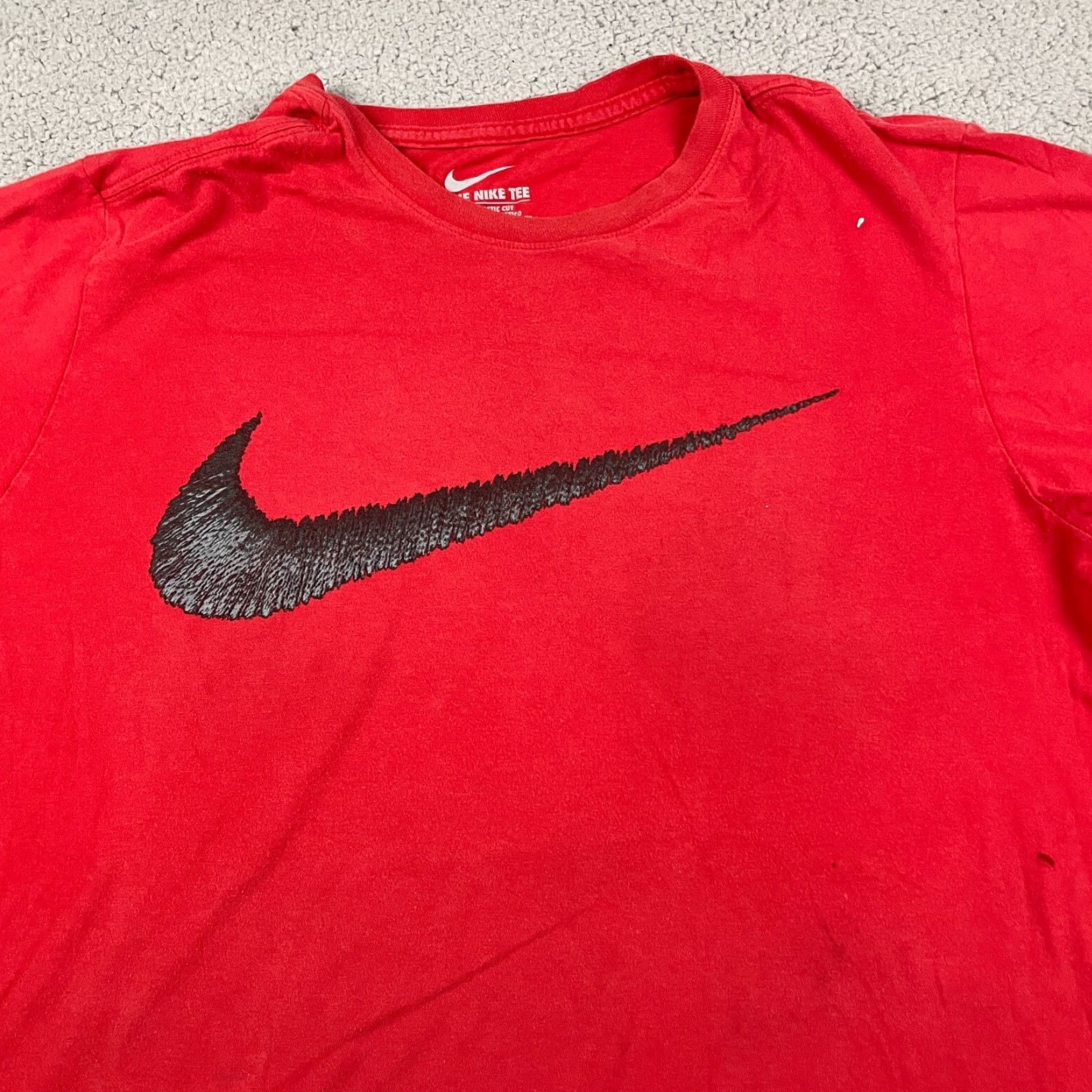 Nike Nike Shirt Mens Large Black Red Logo Graphic Swoosh Check Workout Tshirt Size US L / EU 52-54 / 3 - 2 Thumbnail