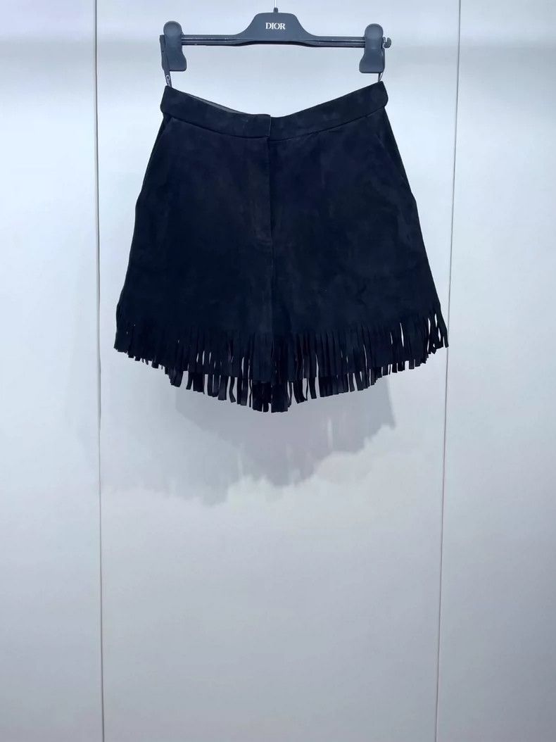 Dior Dior Black sheepskin tassel shorts 2504-Nextarrow Size 24" / US 00 / IT 34 - 1 Thumbnail