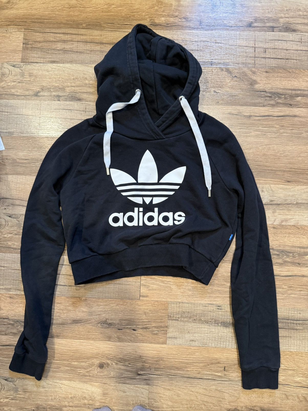 Adidas Cropped Adidas Hoodie Size S / US 4 / IT 40 - 1 Thumbnail
