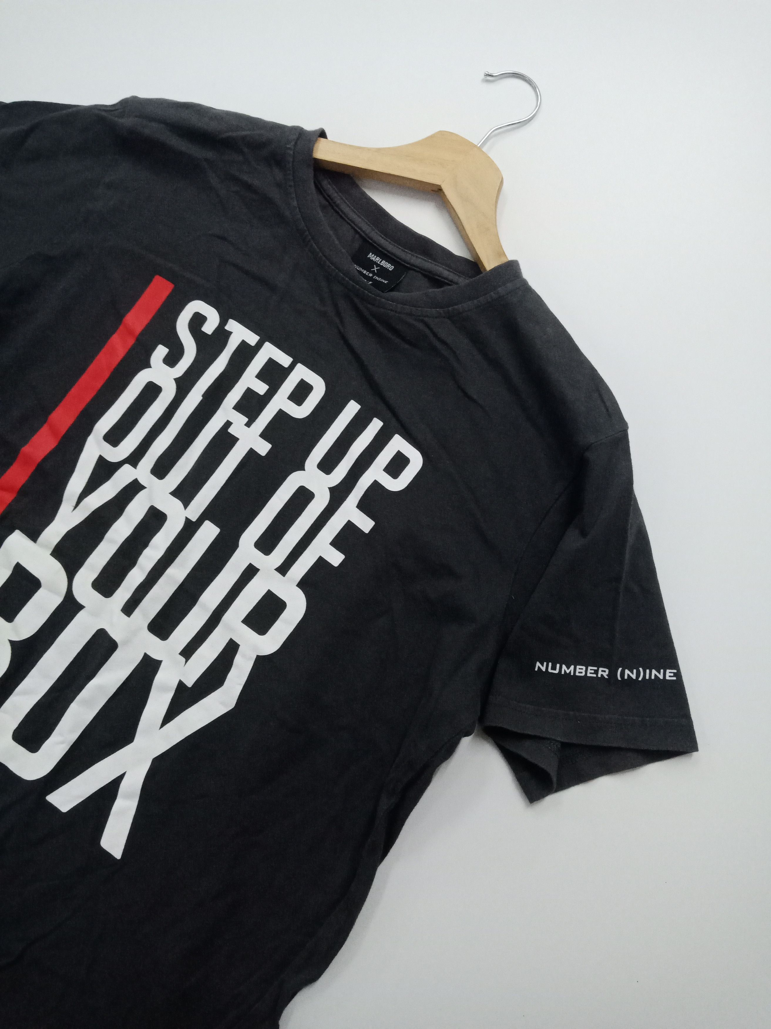 Number (N)ine Number Nine X Marlboro Step Up Out Of Your Box #C Size US L / EU 52-54 / 3 - 3 Thumbnail