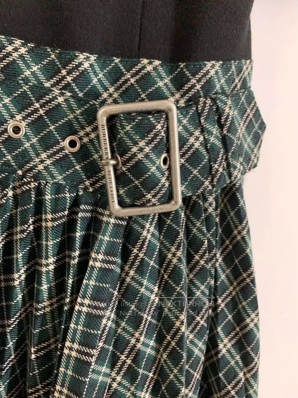 Burberry Burberry Black Wool Blend Pleated Dress. Size M / US 6-8 / IT 42-44 - 5 Thumbnail
