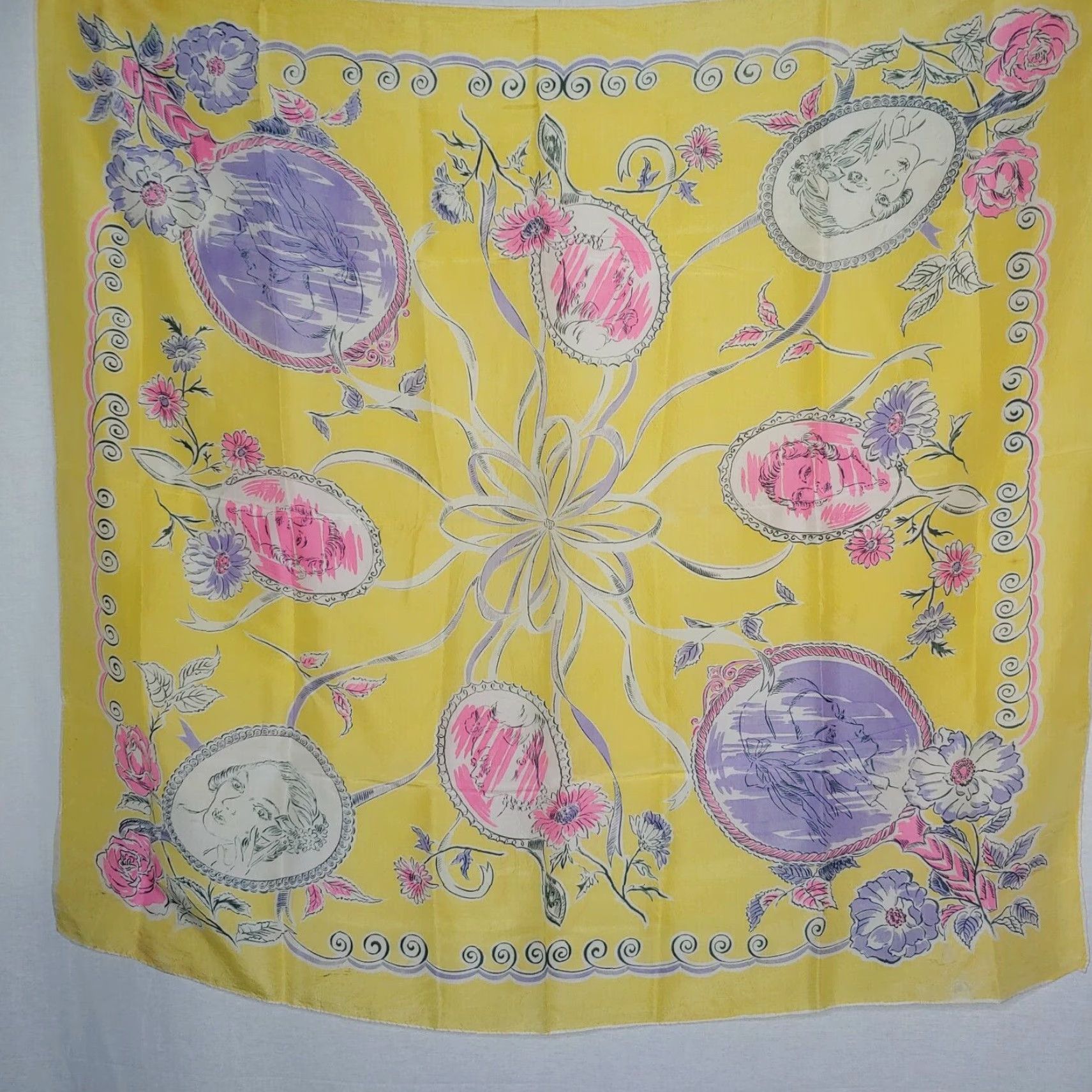 Vintage Vintage Women's Silk-Like Yellow Scarf Casual Accessory 35.5x33" Womens Size ONE SIZE - 2 Thumbnail