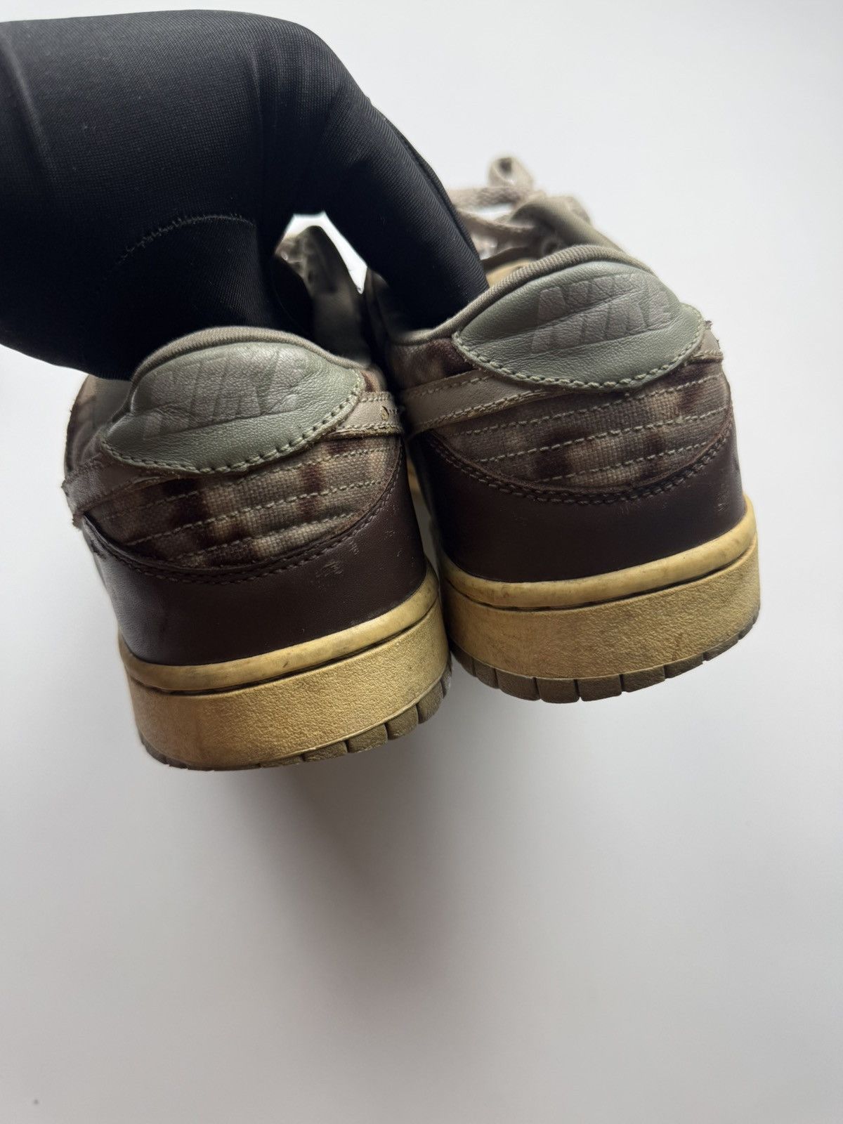 Nike 2003 Nike Dunk Low Premium Classic Olive Chino Size US 11 / EU 44 - 7 Thumbnail