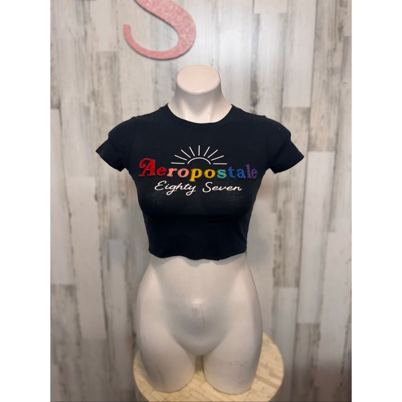 Aeropostale Aeropostale Black Rainbow Logo Crop Top XS Size XS / US 0-2 / IT 36-38 - 4 Thumbnail