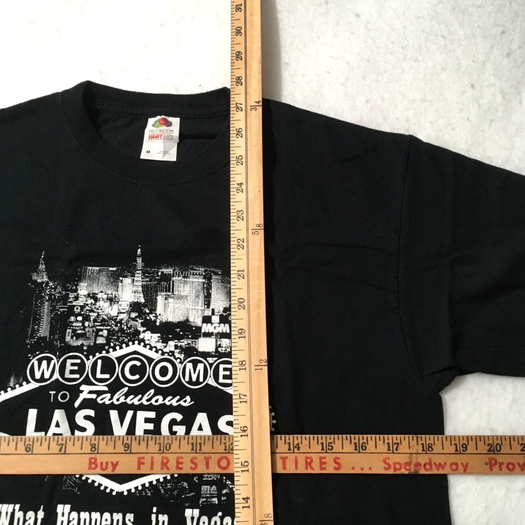 Fruit Of The Loom VINTAGE Hotel Casino Las Vegas Graphic-T black Medium Mens Size US M / EU 48-50 / 2 - 4 Thumbnail