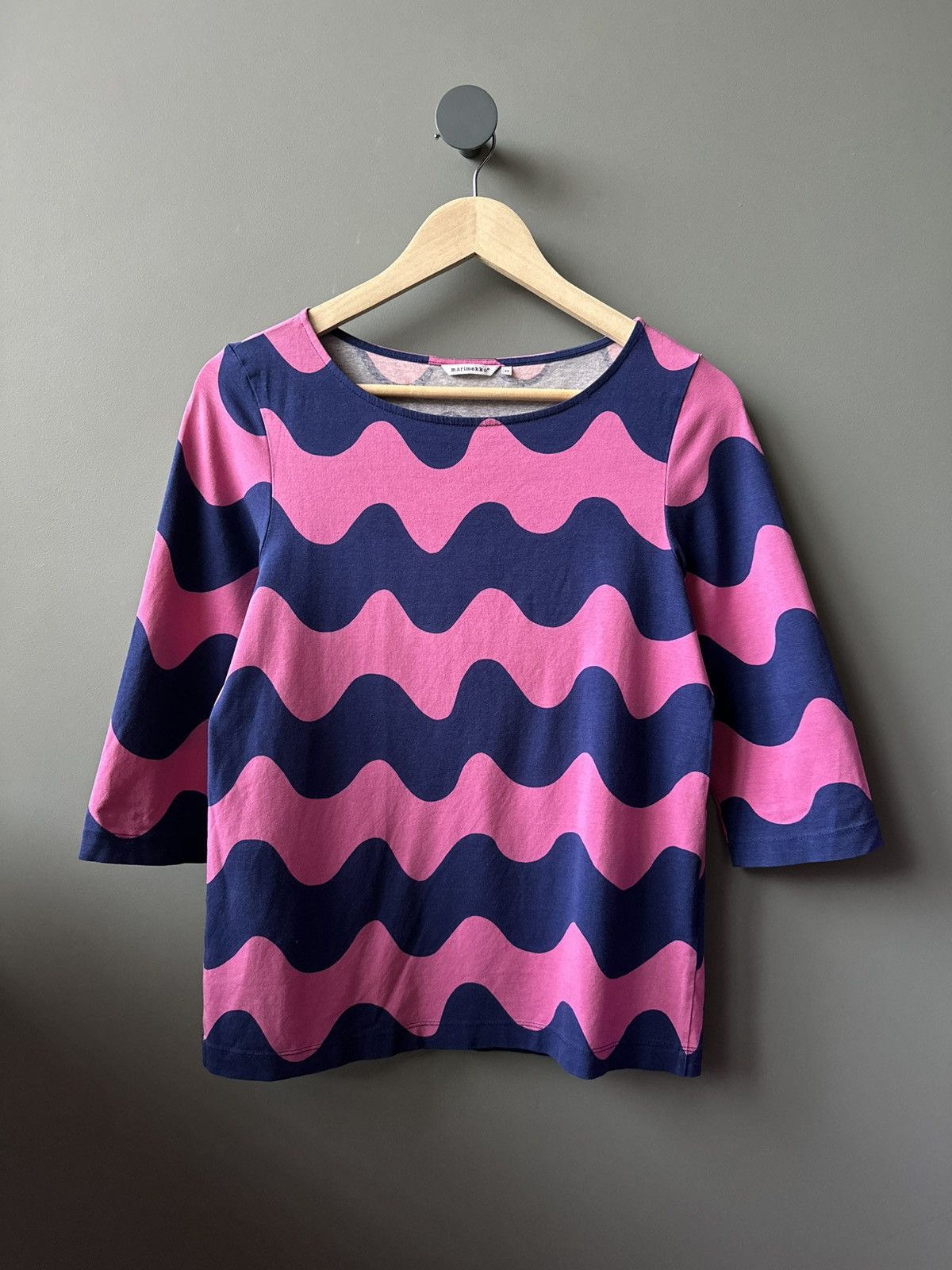 Marimekko Marimekko Pink Navy Wave Print Top Size XS Size XS / US 0-2 / IT 36-38 - 1 Thumbnail