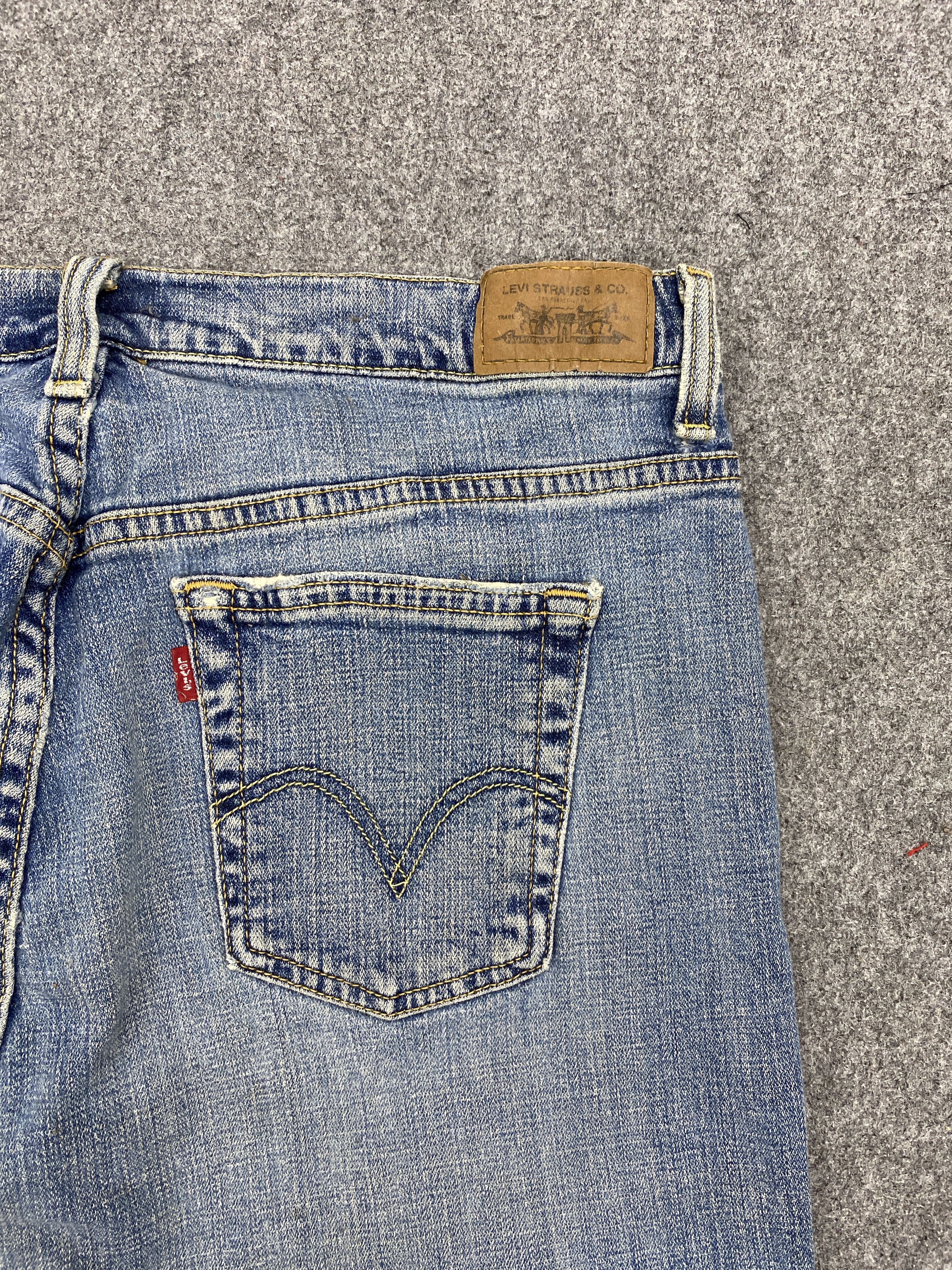 Levi's Vintage Levis 515 Flared Bootcut Faded Blue Jeans S0032 Size 32" / US 10 / IT 46 - 11 Thumbnail
