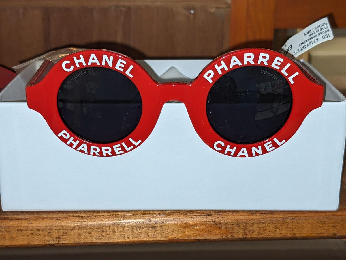 Chanel CHANEL X PHARRELL ROUND SUNGLASSES RED Size ONE SIZE - 9 Thumbnail