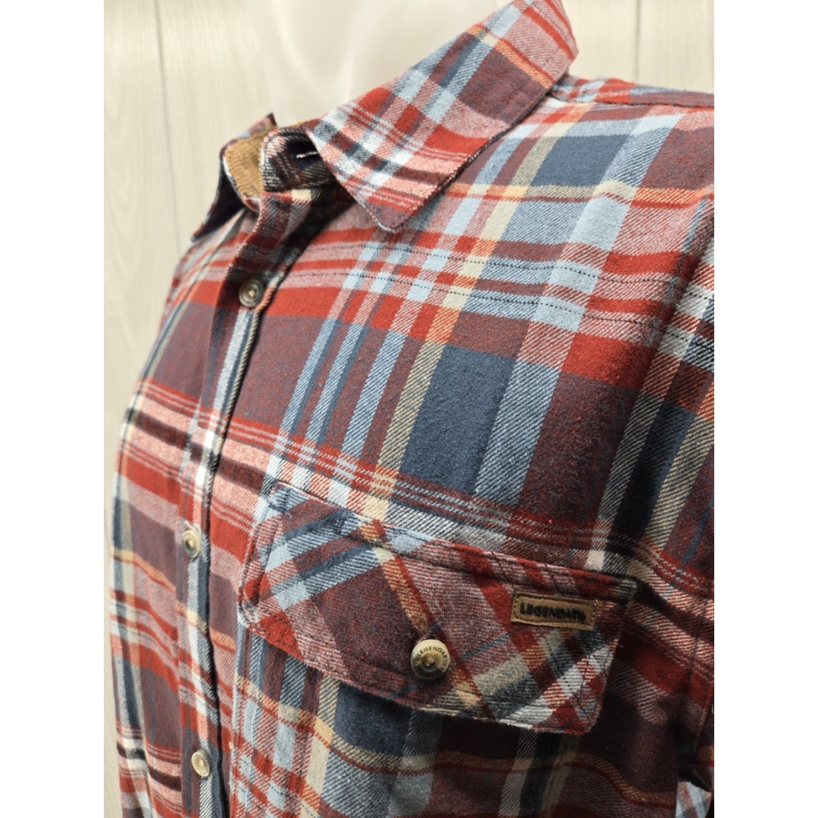 Vintage Legendary Whitetails Shirt Long Sleeve Flannel Button-Up Cotton Red Blue Plaid LT Big & Tall Mens Size US L / EU 52-54 / 3 - 5 Thumbnail