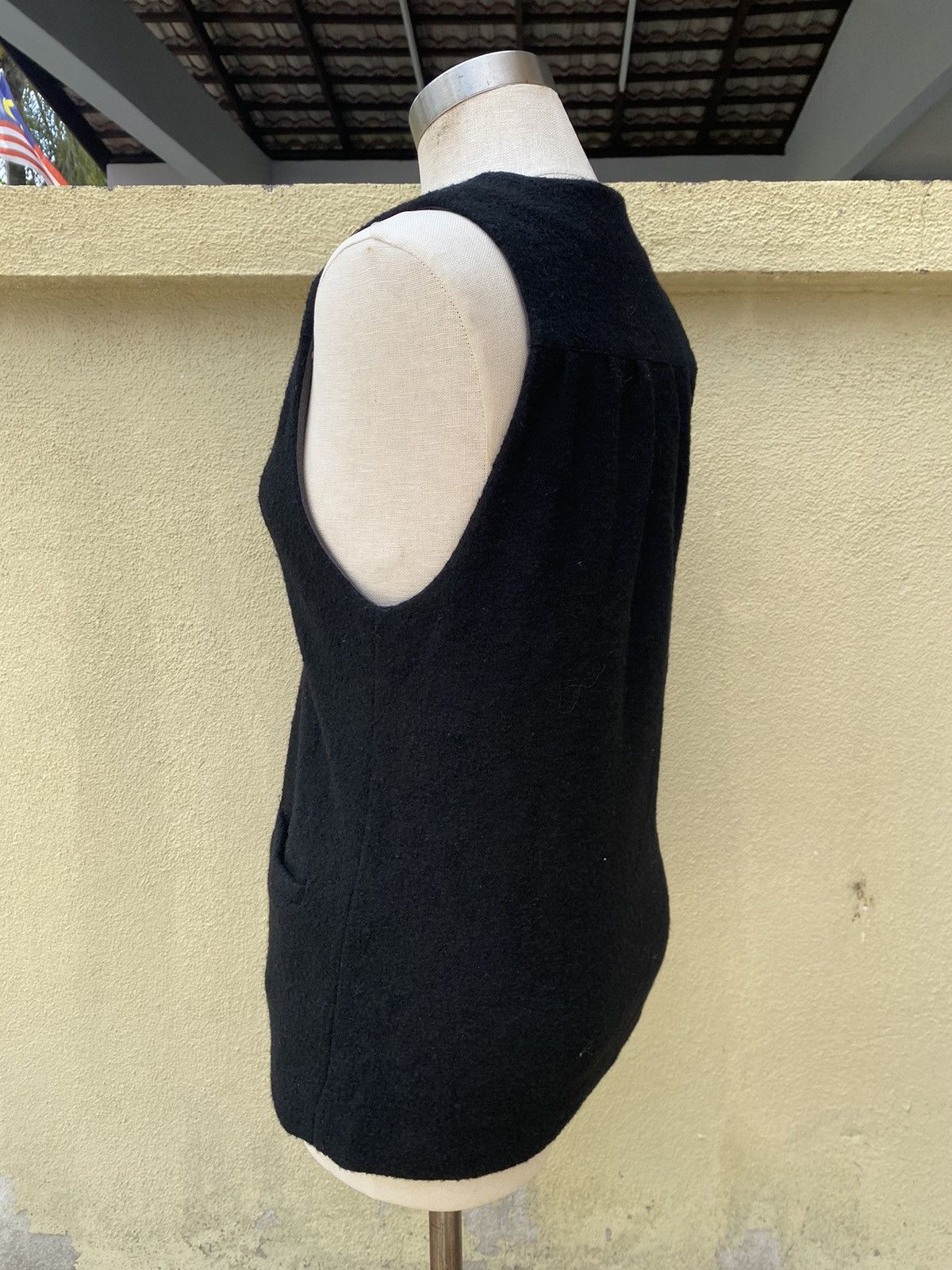 Chimala × Japanese Brand black wool waist vest Size S / US 4 / IT 40 - 3 Thumbnail