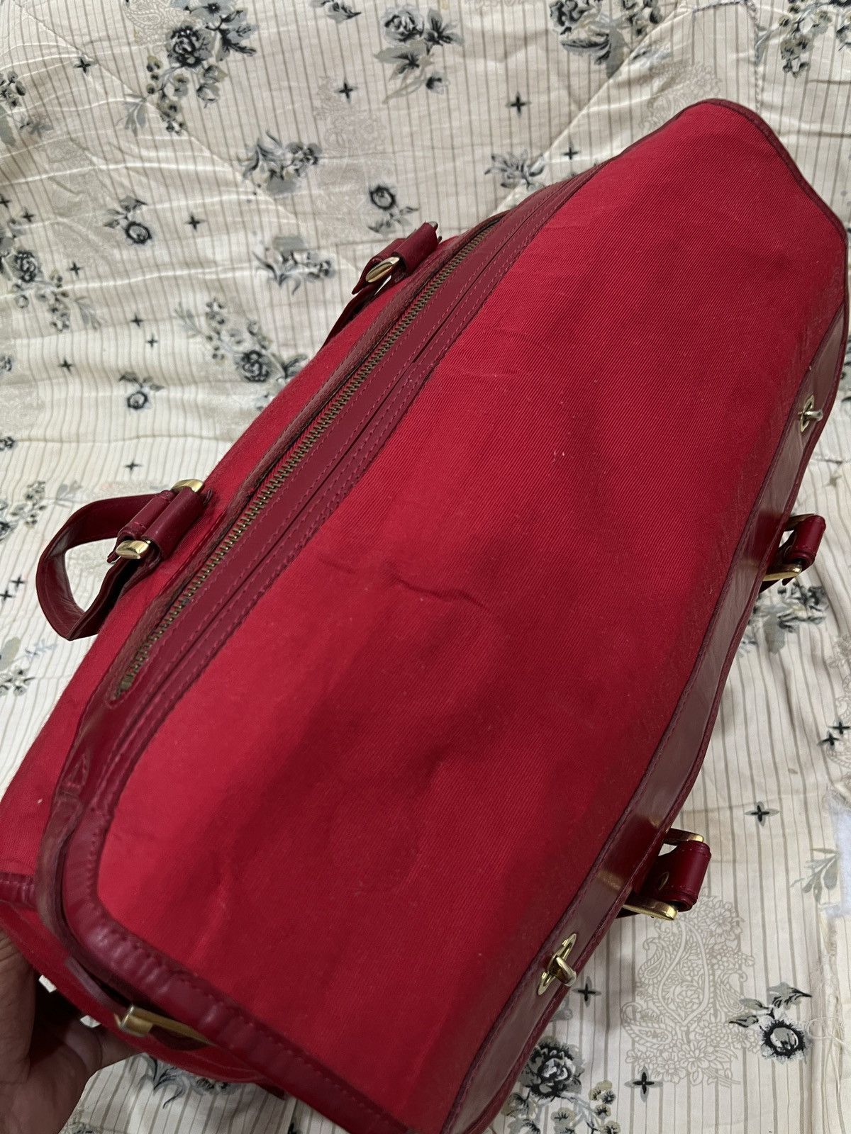 Designer × Moschino 🔥🔥🔥STEALS MOSCHINO TRAVEL BAG Size ONE SIZE - 10 Thumbnail
