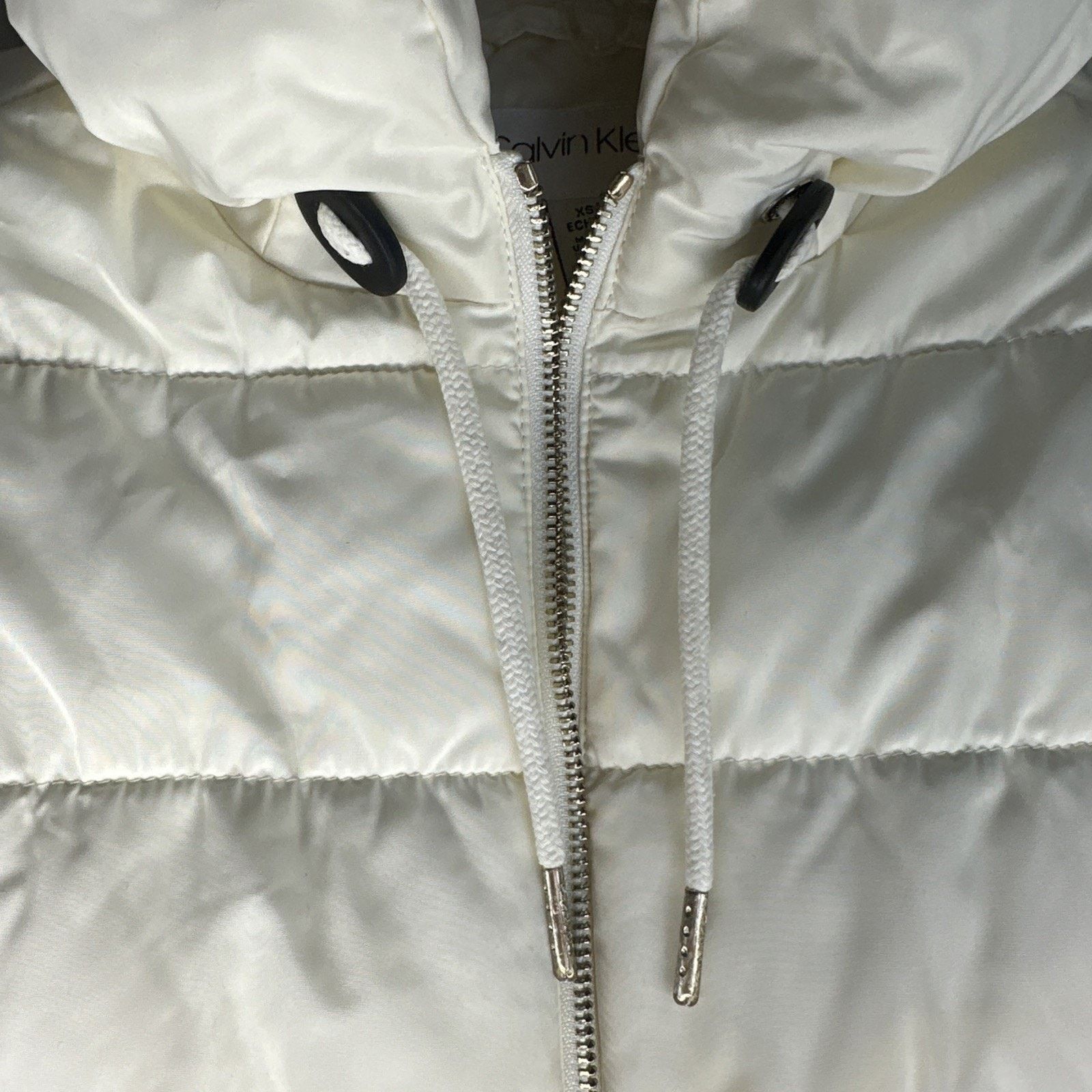 Calvin Klein Calvin Klein Puffer Vest White Quilted Extra Small Size XS / US 0-2 / IT 36-38 - 4 Thumbnail