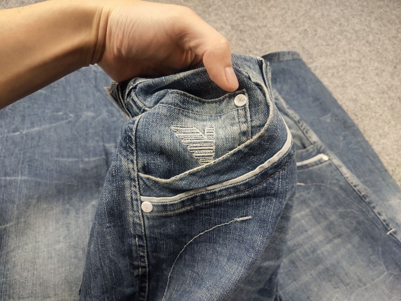 Emporio Armani Vintage Y2K Emporio Armani Embroidered logo Denim Jeans Size US 33 - 10 Thumbnail