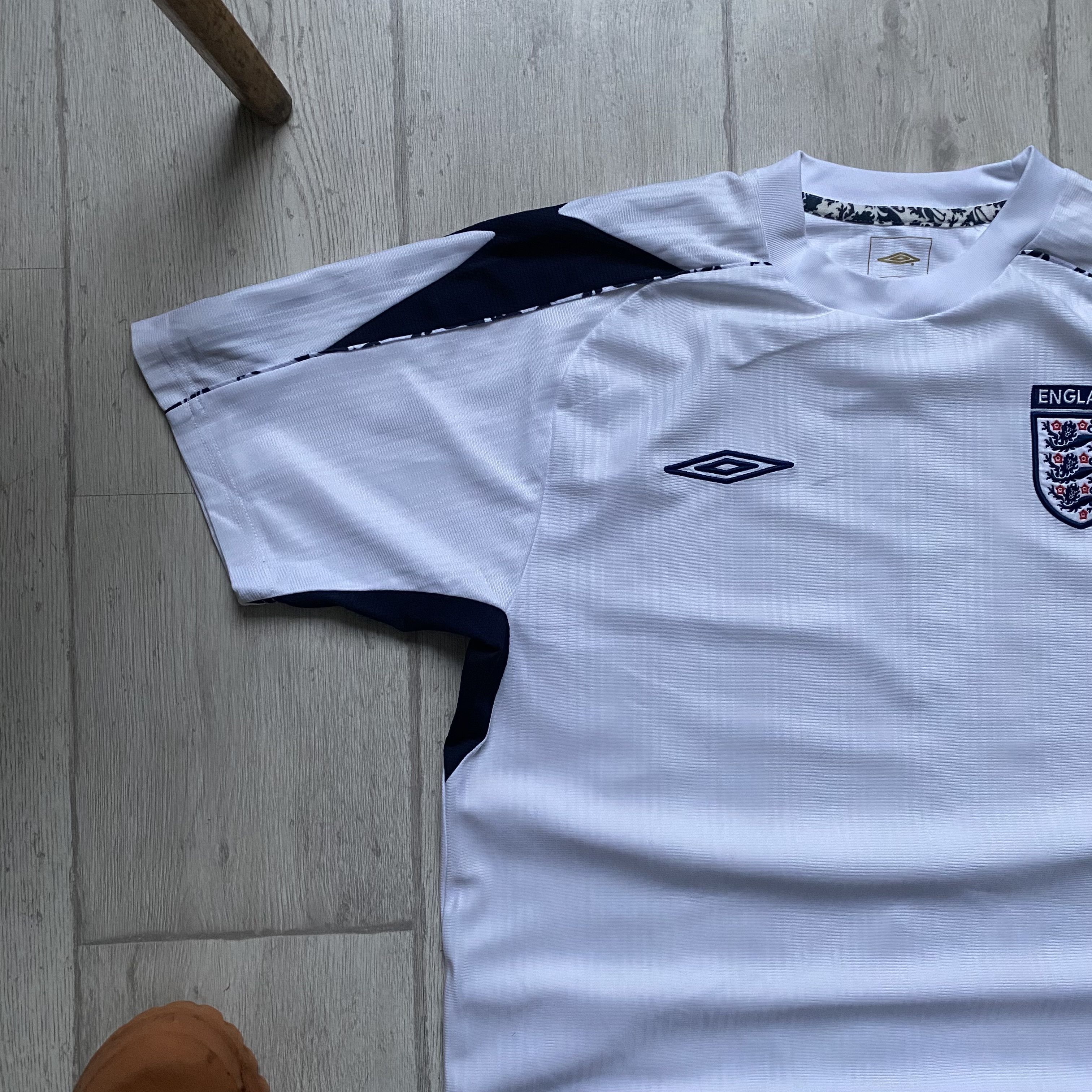 Nike ⚽️ Vintage Umbro England Soccer jersey Blockore Size US M / EU 48-50 / 2 - 7 Thumbnail