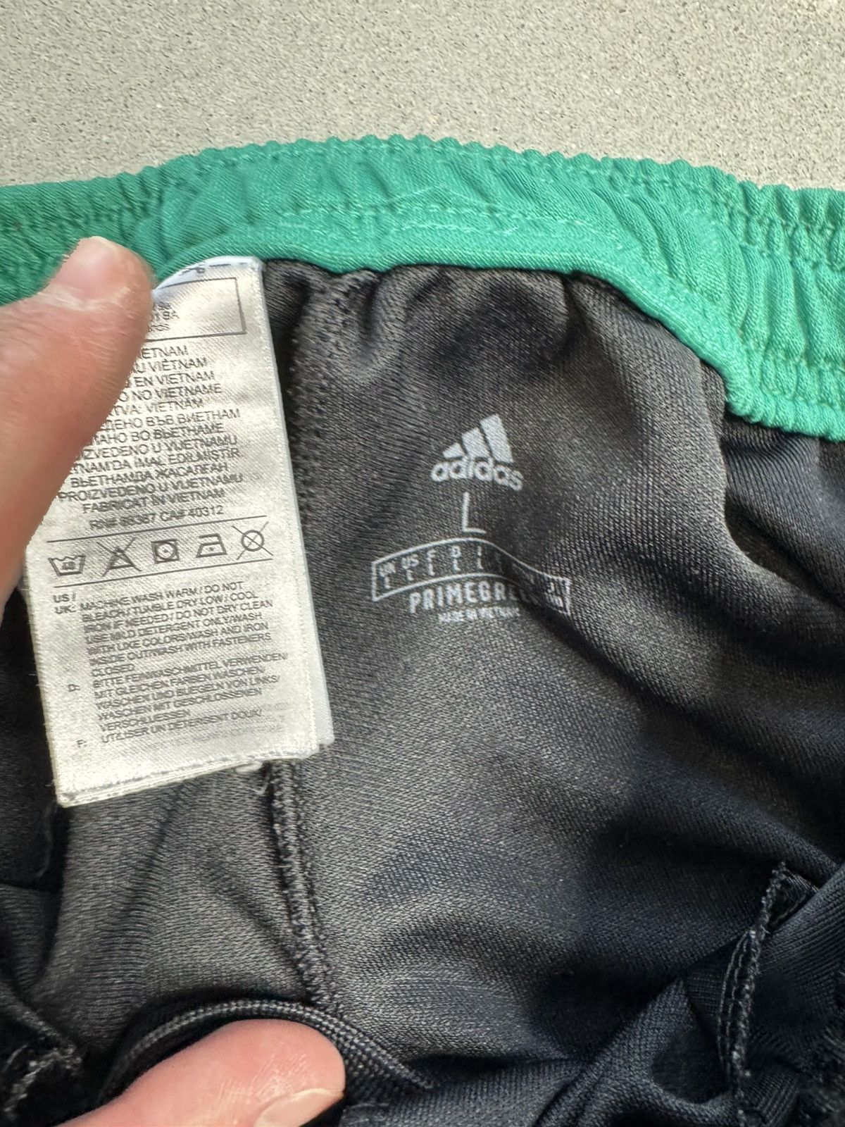 Adidas Soccer joggers adidas Celtic size L Size US 34 / EU 50 - 3 Thumbnail
