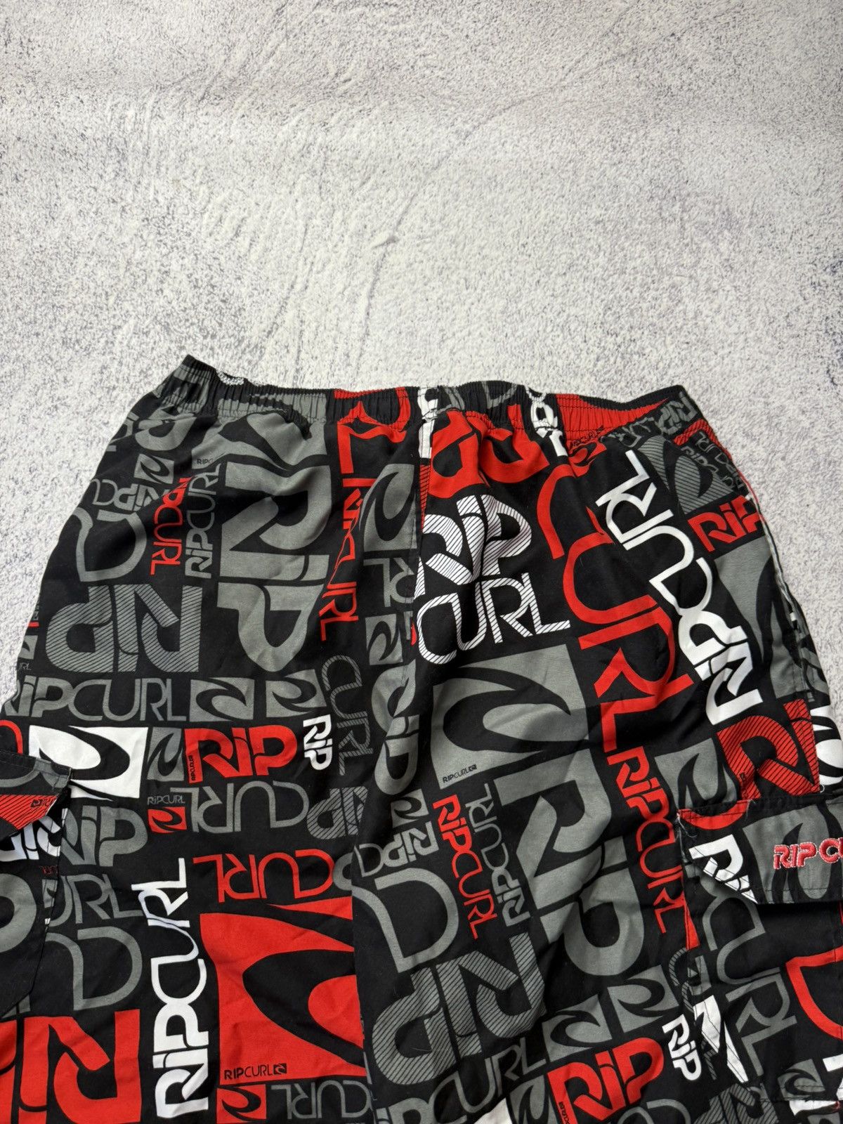 Rip Curl Vintage Rip Curl Monogram Nylon Shorts USA OOs Size US 34 / EU 50 - 14 Thumbnail