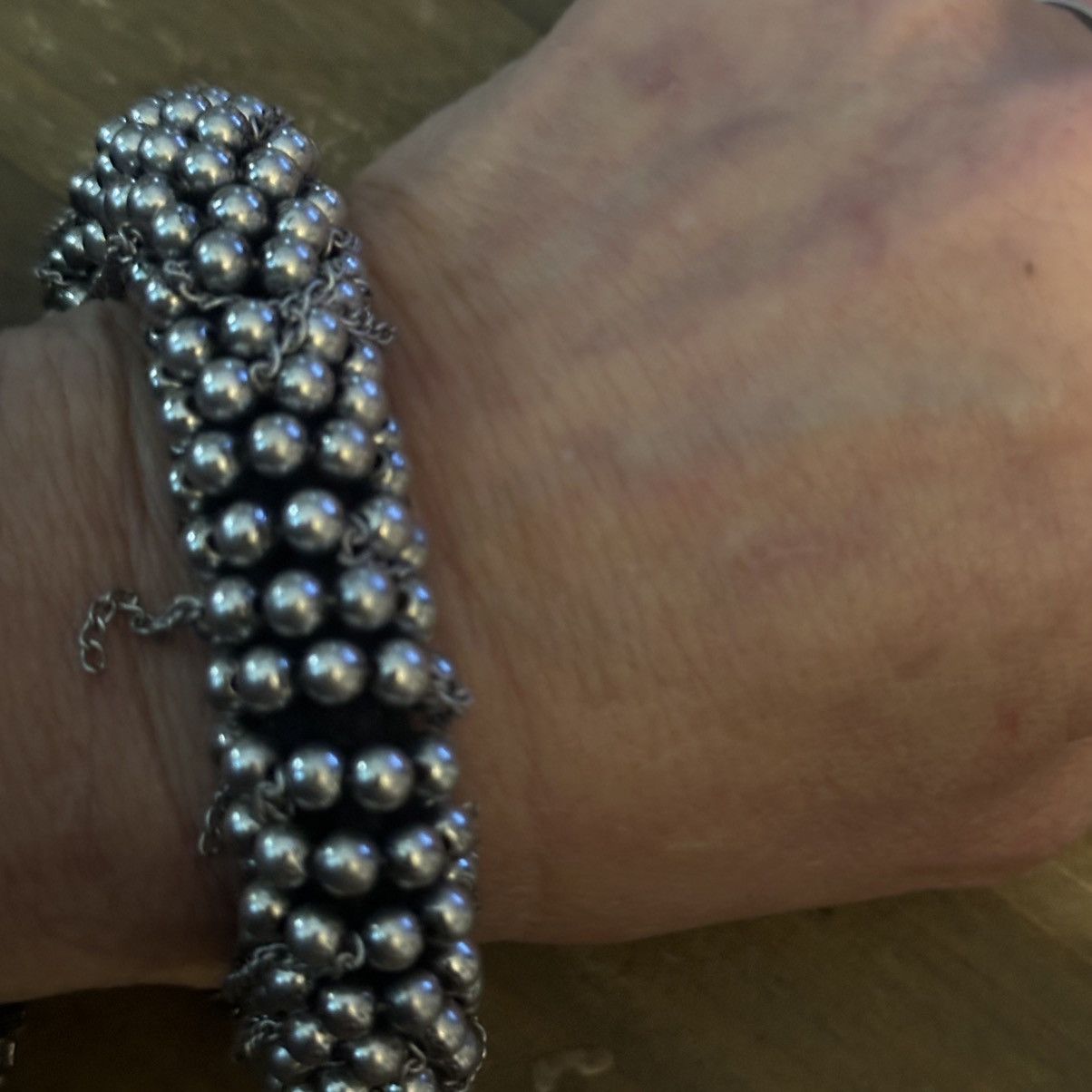 Other Chunky silver tone wrapped bead and chain dangles bracelet Size ONE SIZE - 7 Thumbnail