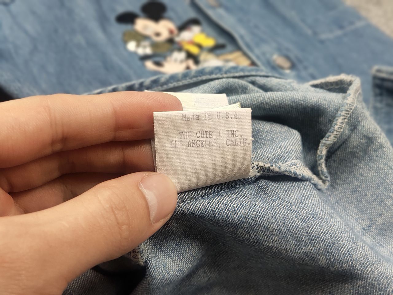 Vintage Vintage 90's Too Cute Logo Disney Baggy Denim Shirt Size US XL / EU 56 / 4 - 20 Thumbnail