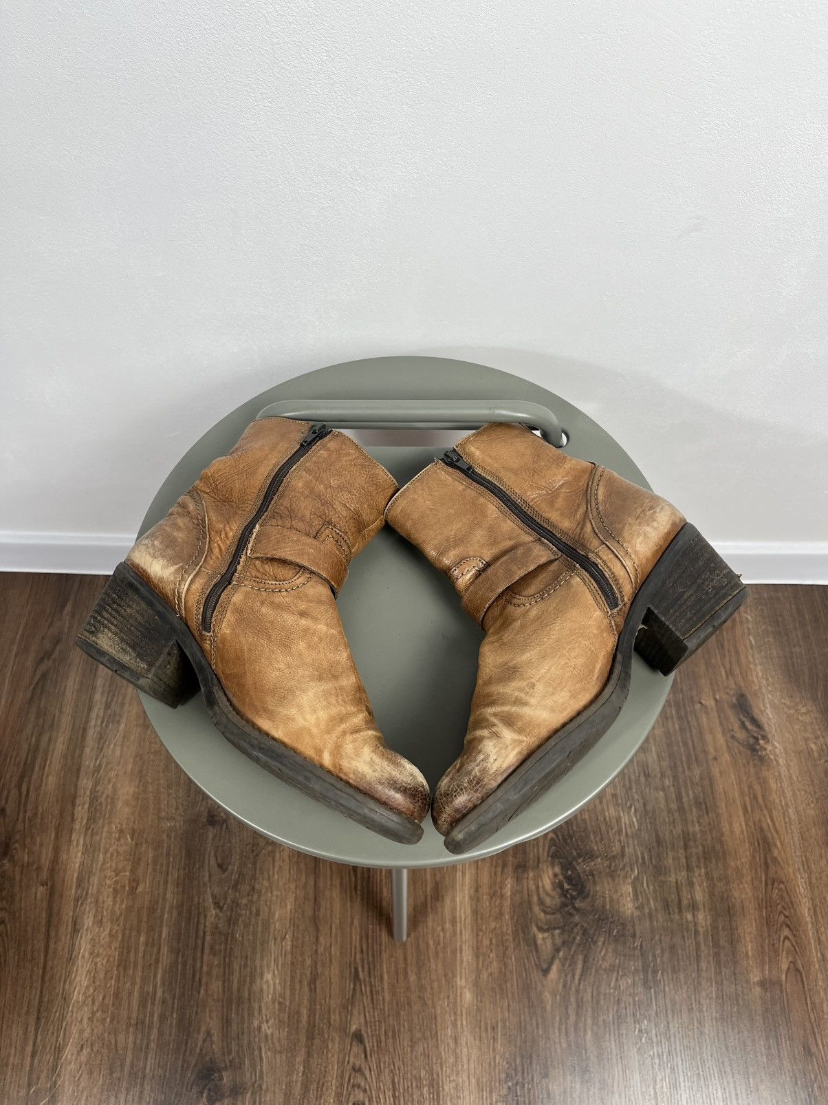 Clarks × Vintage Clarks Distressed Leather Ankle Boots – Avant-Garde Western Size US 6.5 / IT 36.5 - 8 Thumbnail