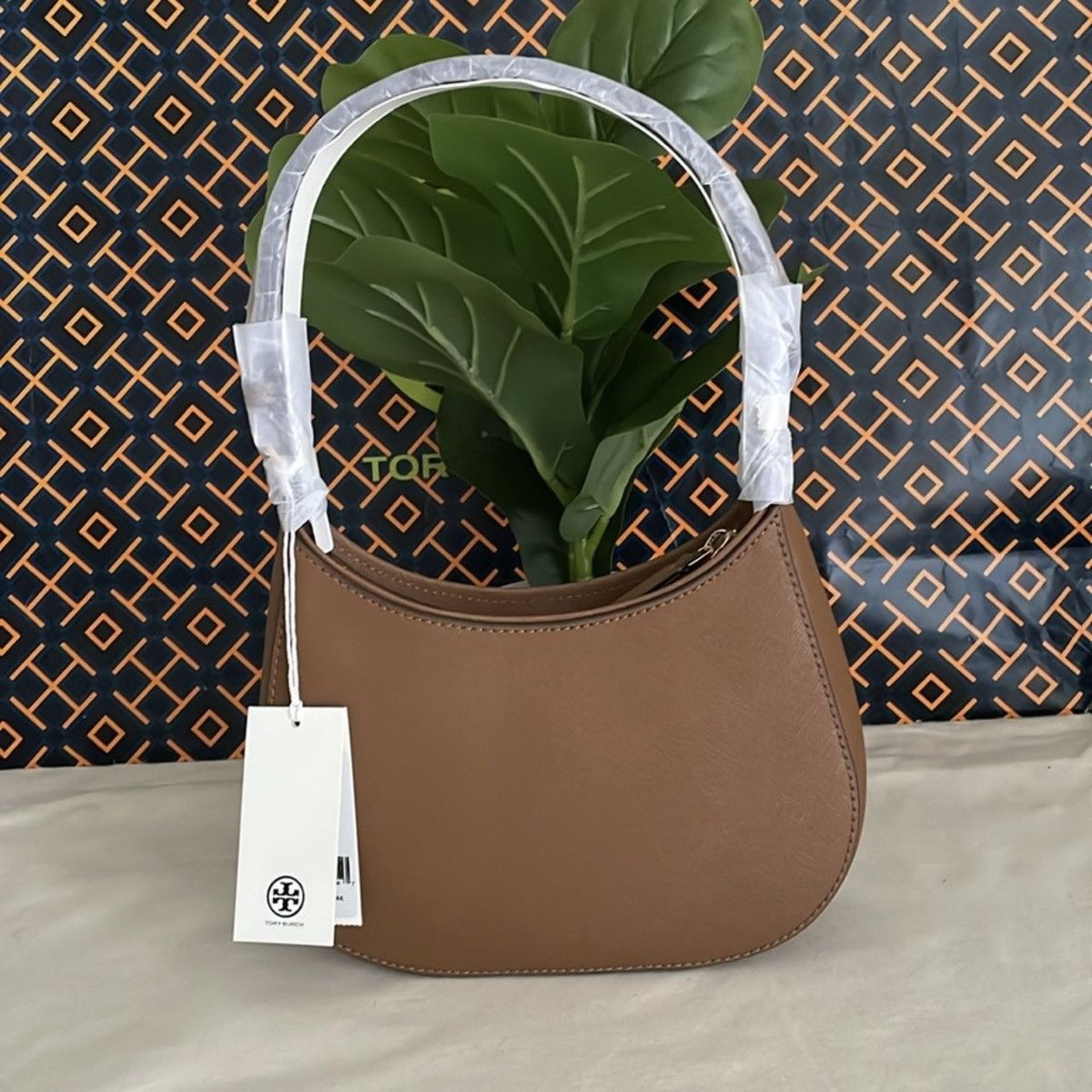 Tory Burch NWT , tory burch Emerson brown shoulder bag moose 150258 Size ONE SIZE - 4 Thumbnail