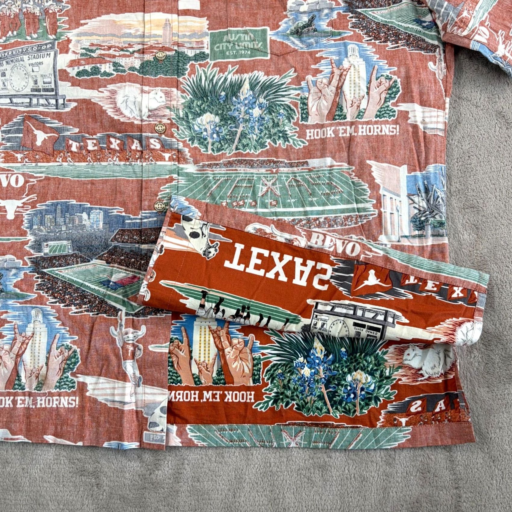 Reyn Spooner VINTAGE REYN SPOONER UNIVERSITY OF TEXAS Long Horns SCENIC Shirt Men L Hawaiian NWT Size US L / EU 52-54 / 3 - 4 Thumbnail