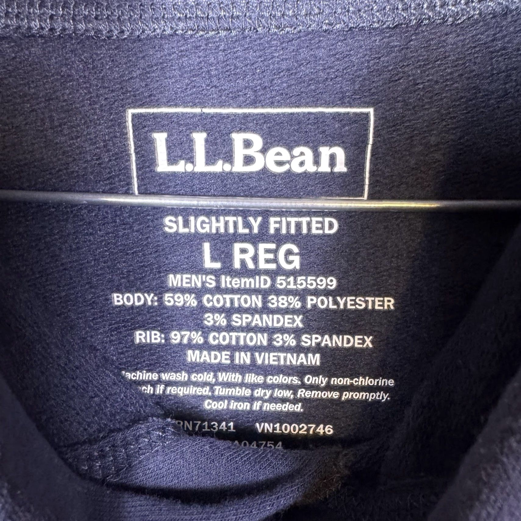 Vintage L.L. Bean Hoodie Mens L Blue Graphic Print Surfer Hiking Camp Horizon Mountain 515599 Pullover) Size US L / EU 52-54 / 3 - 7 Thumbnail