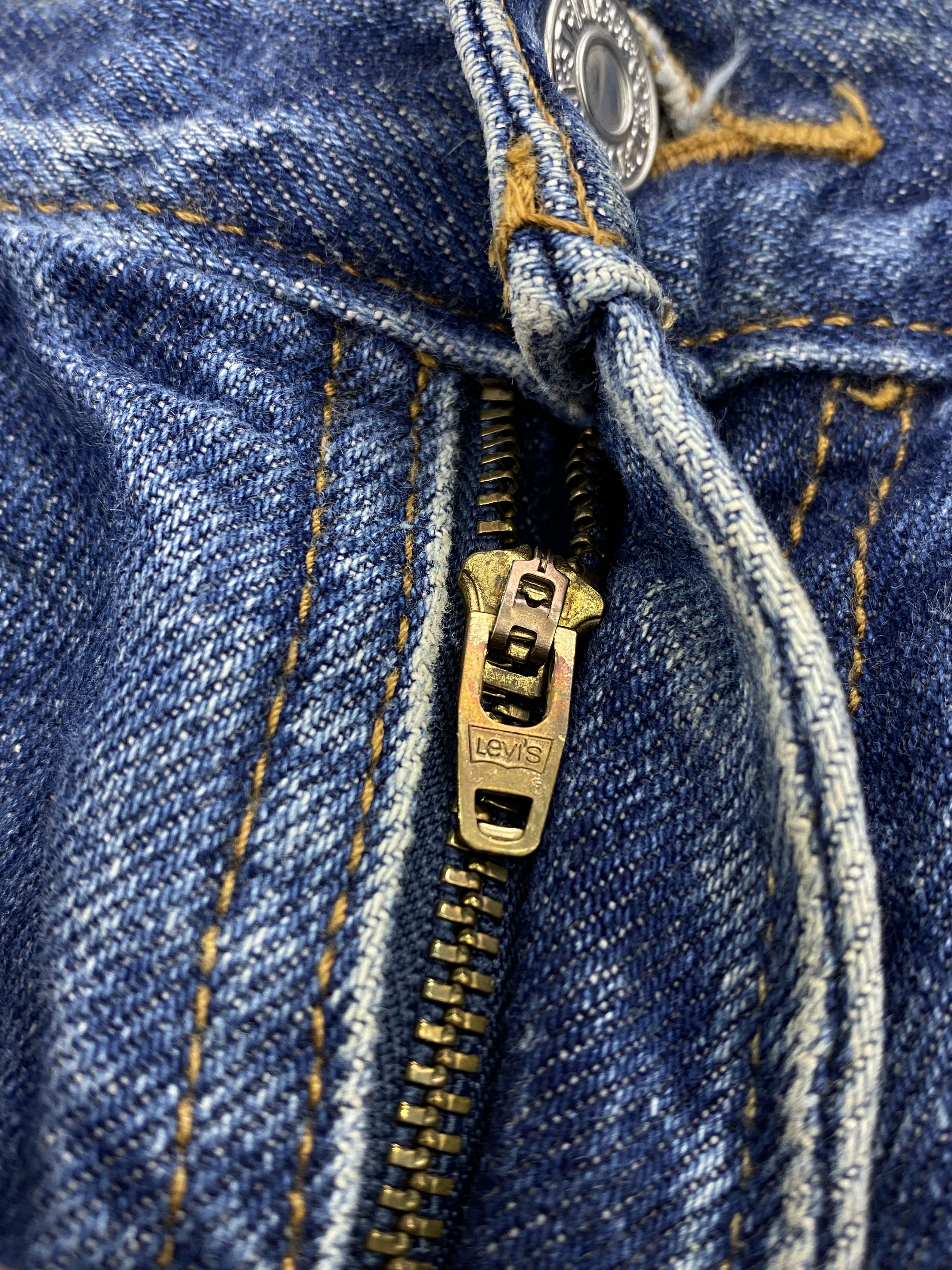Levi's × Vintage Vintage Levi's 505 Stoned Washed Denim Jeans Size US 33 - 11 Thumbnail