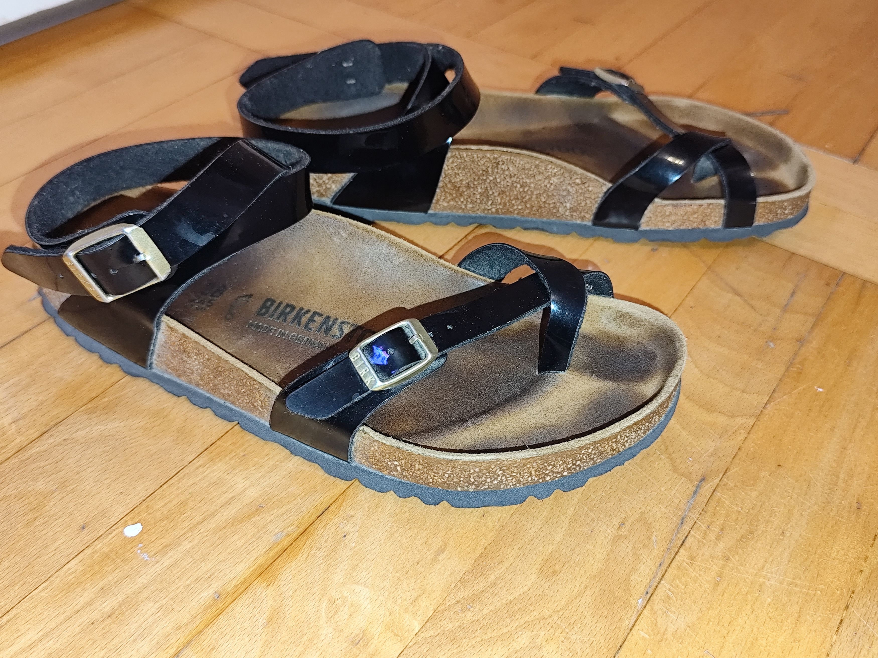 Birkenstock Birkenstock womens Yara sandals Size US 8 / IT 38 - 6 Thumbnail