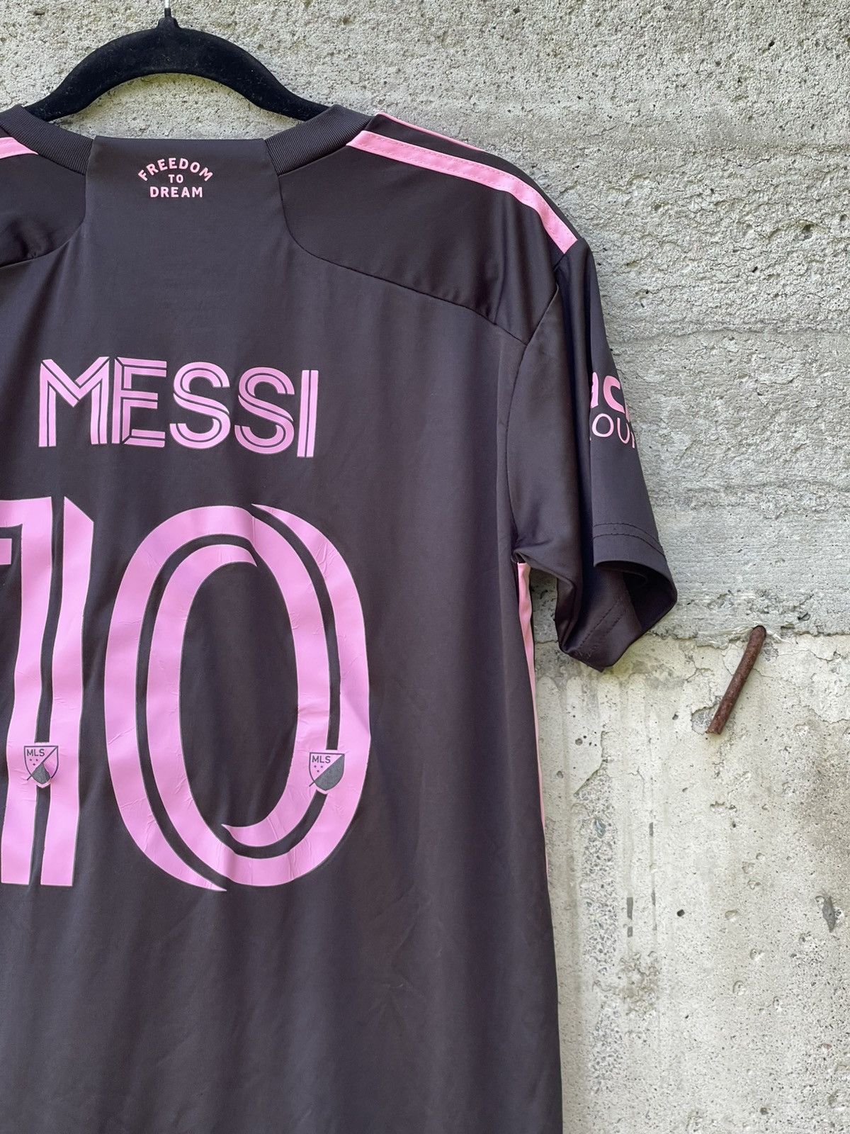 Nike Adidas Inter Miami Messi pink jersey Size US S / EU 44-46 / 1 - 4 Thumbnail