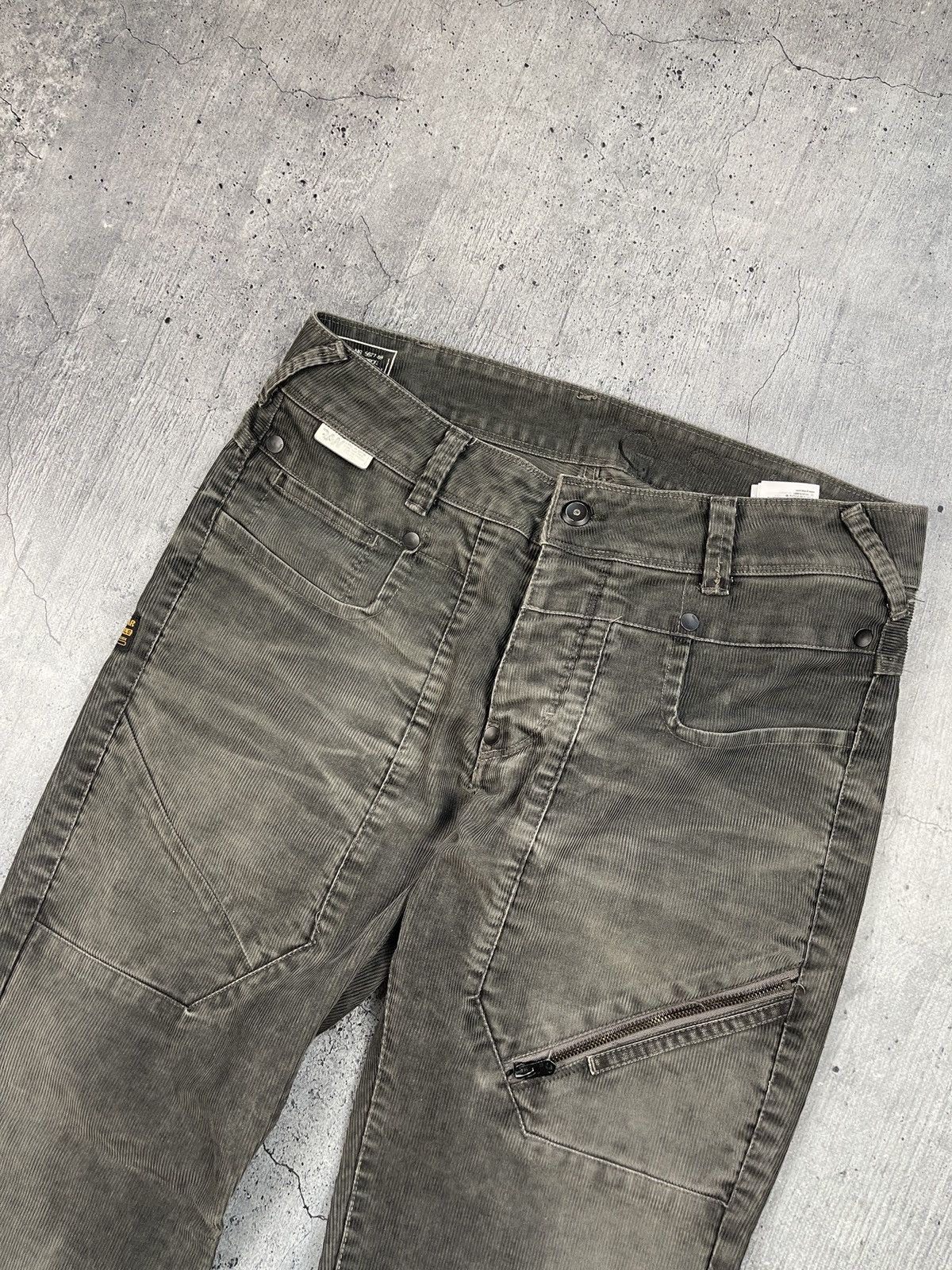Designer × G-Star 🔥 G STAR RAW Twisted Leg Corduroy Pants Dark Olive Size US 32 / EU 48 - 5 Thumbnail