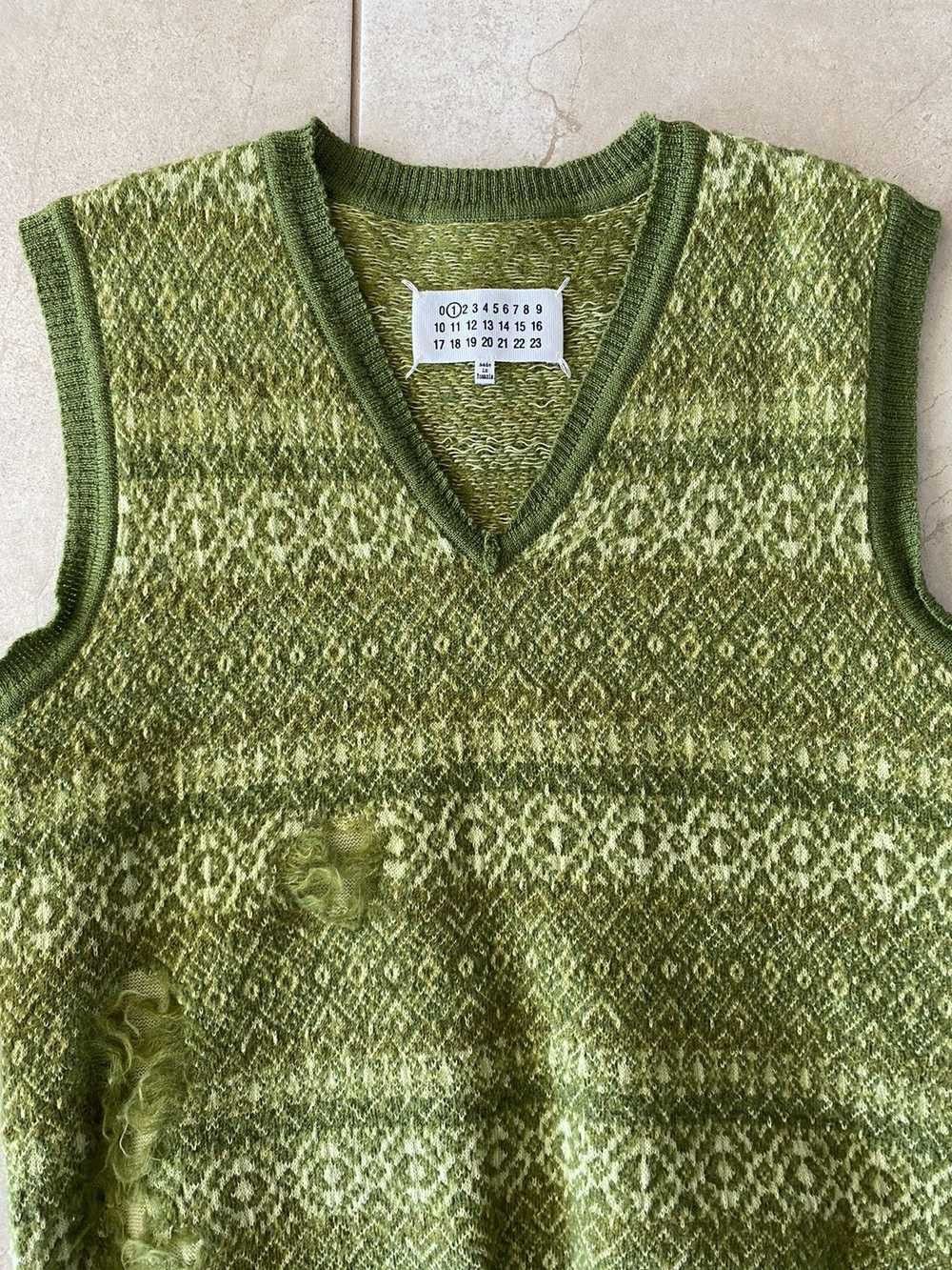 Maison Margiela o1tko10526 Distressed Jacquard Knit Vest in Khaki Size XS / US 0-2 / IT 36-38 - 9 Thumbnail
