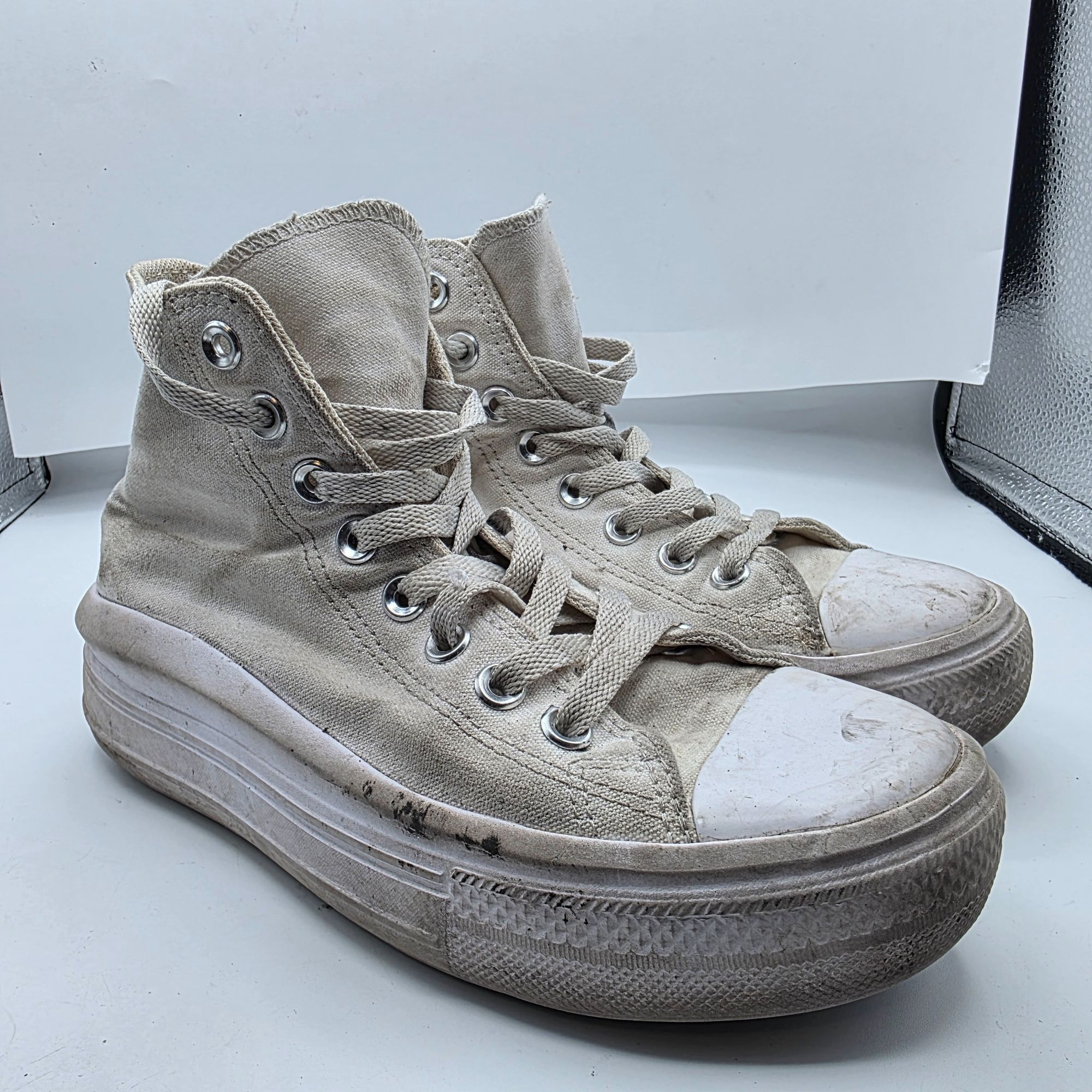 Converse Converse Taylor All Star Lift Womens Size 7 White Platform S Size US 7 / IT 37 - 1 Thumbnail