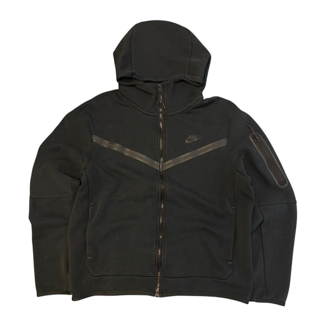 Nike Black Nike Tech M Size US M / EU 48-50 / 2 - 1 Preview