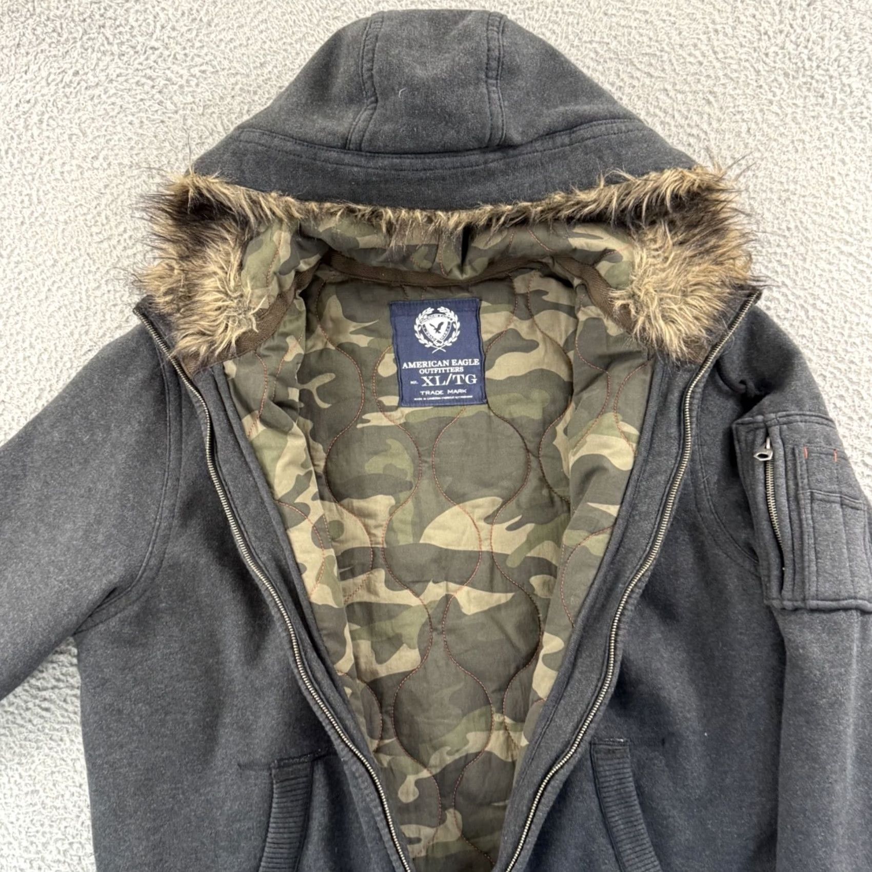 American Eagle Outfitters VINTAGE American Eagle Jacket Mens XL Gray Fur Hoodie Camo Lined Zip Outdoor Y2K Size US XL / EU 56 / 4 - 7 Thumbnail