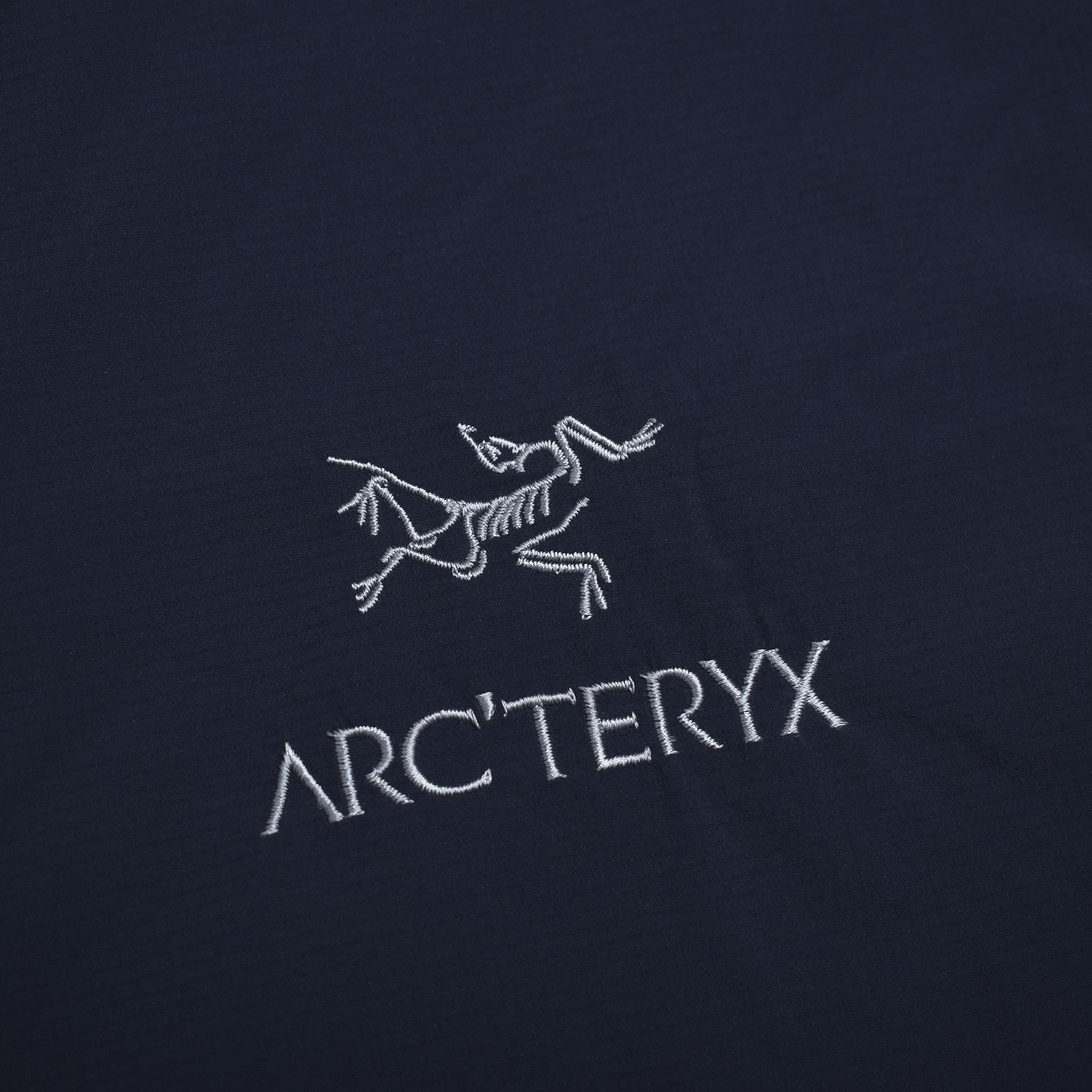 Arc'teryx ARC'TERYX ATOM LT SHORT JACKET XXL NAVY Size US XXL / EU 58 / 5 - 2 Thumbnail