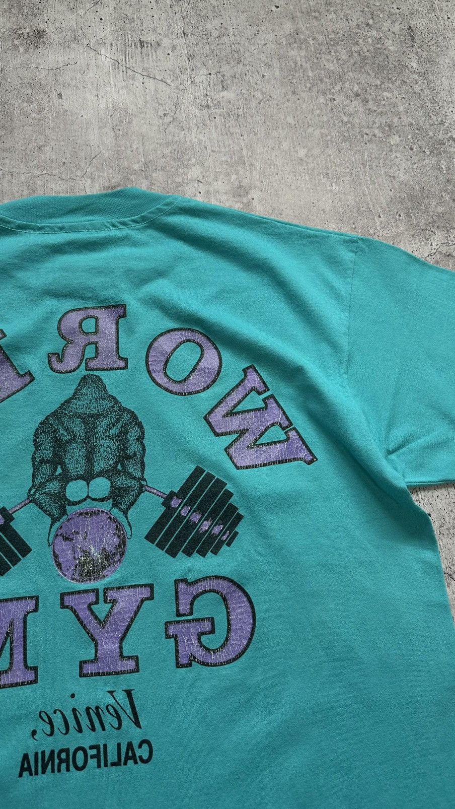 Vintage Vintage 90’s World Gym Venice California Single Stitch Tee Size US L / EU 52-54 / 3 - 21 Thumbnail
