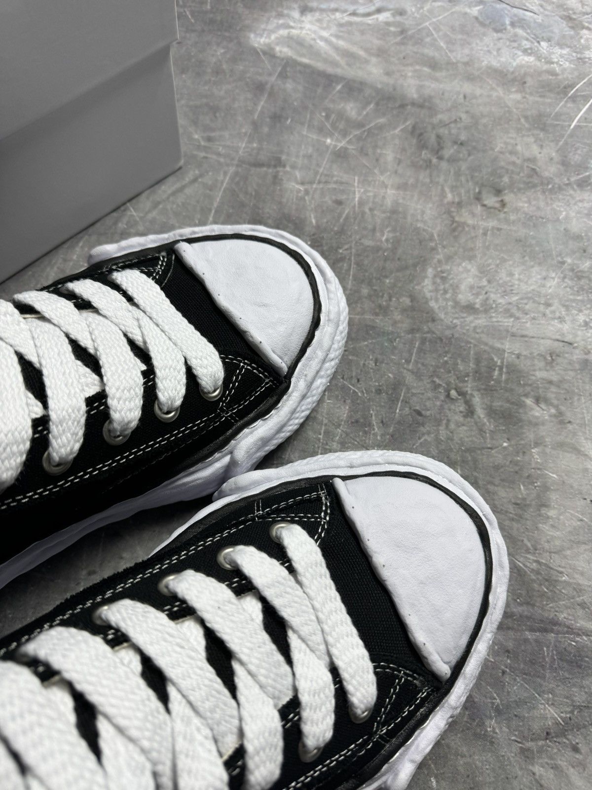 Japanese Brand × Maison MIHARA YASUHIRO Maison Mihara Yasuhiro OG Sole High Top Black Size US 9 / EU 42 - 5 Thumbnail