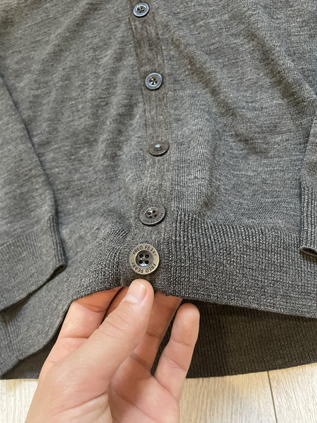 Fred Perry Cardigan Fred Perry Merino Wool Old Money Streetwear Size US S / EU 44-46 / 1 - 3 Thumbnail