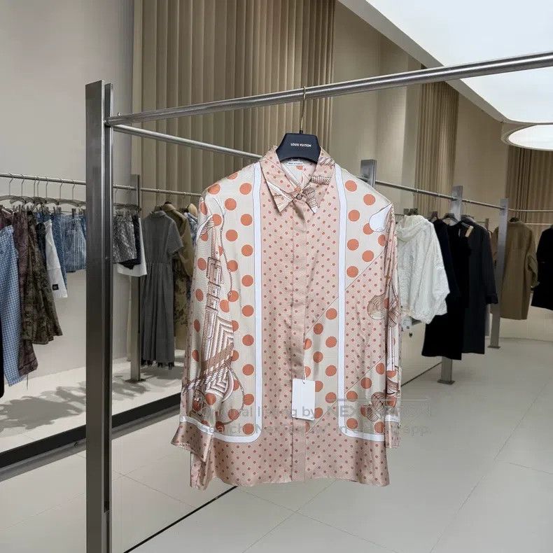 Hermes Hermes Lock Chain Polka Dot Silk Shirt Size XS / US 0-2 / IT 36-38 - 1 Thumbnail