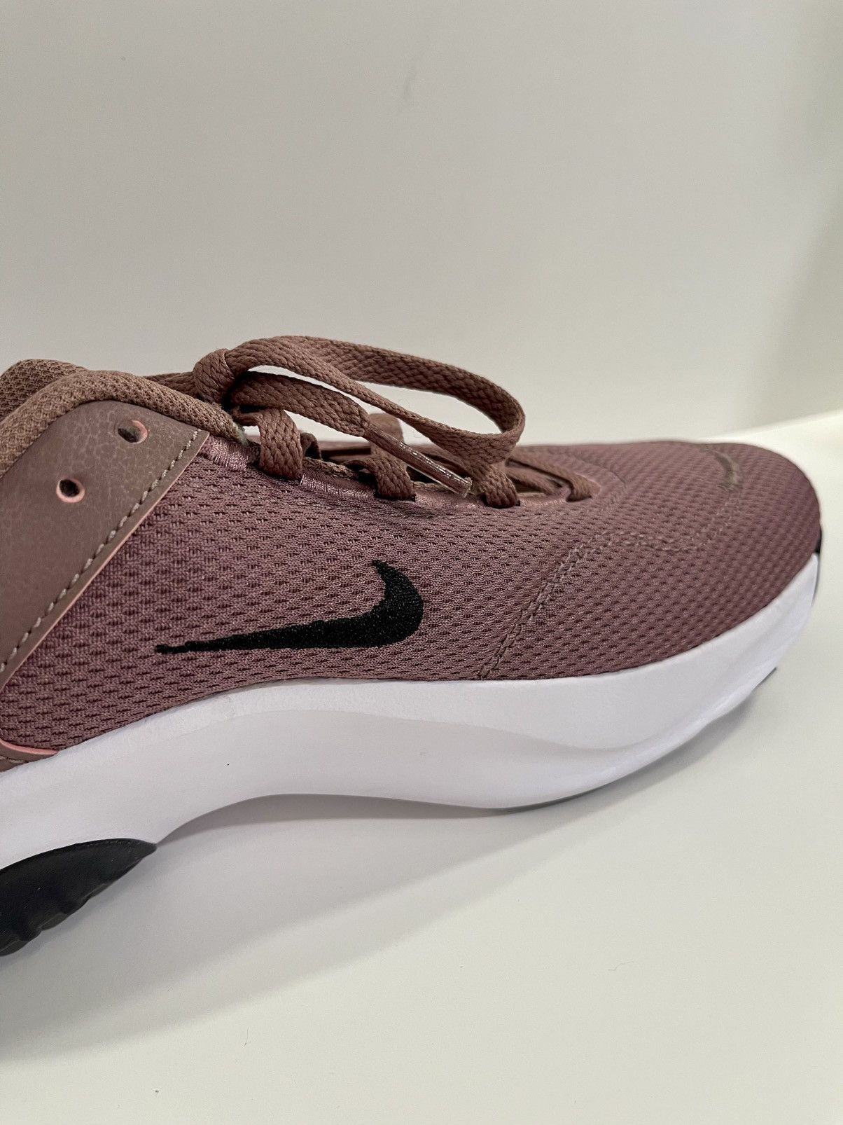 Nike Nike Legend Essential 3 Shoes - Men 10/Women 11.5 Size US 11.5 / IT 41.5 - 2 Thumbnail