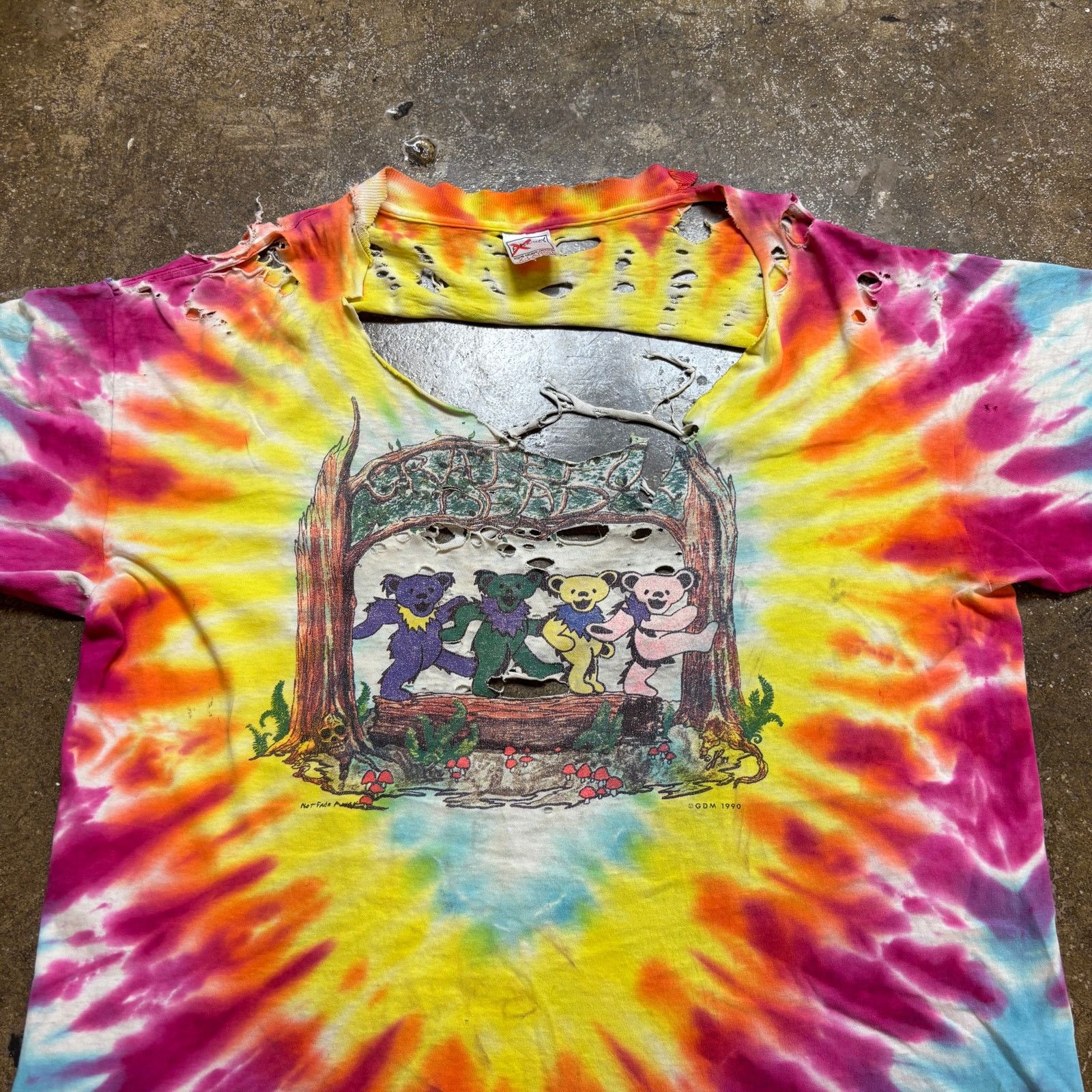 Band Tees × Grateful Dead × Vintage Vintage 1990 Grateful Dead Dancing Bears 25th Anniv Shirt XL Size US XL / EU 56 / 4 - 2 Thumbnail