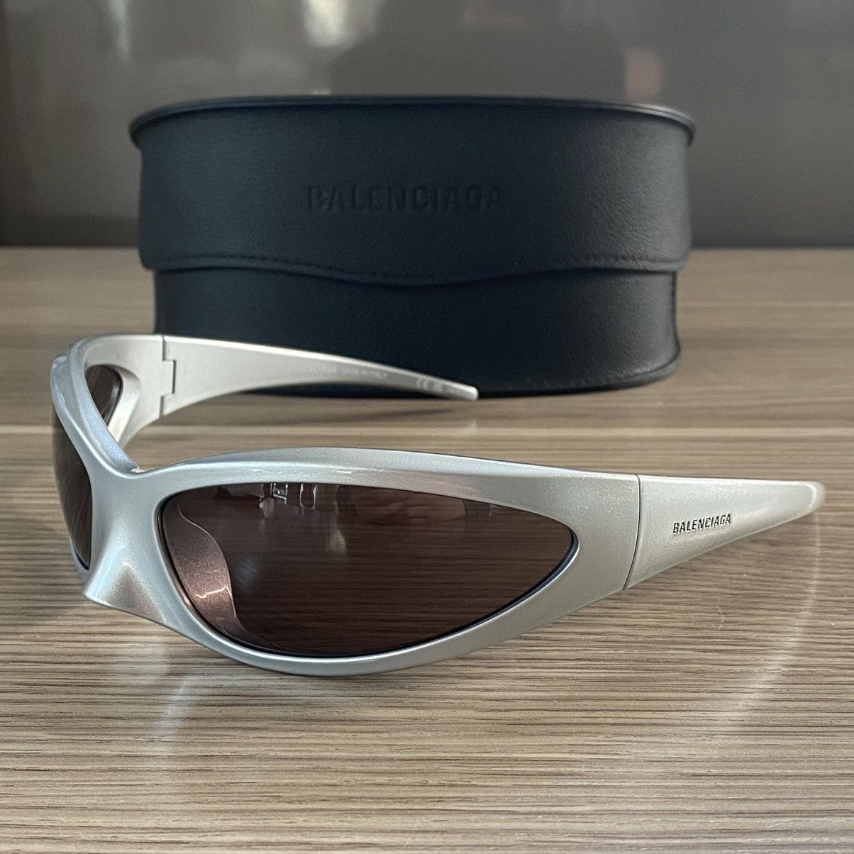 Balenciaga Winter 22 Skin Cat Sunglasses Silver NIB (OS) Size ONE SIZE - 3 Thumbnail