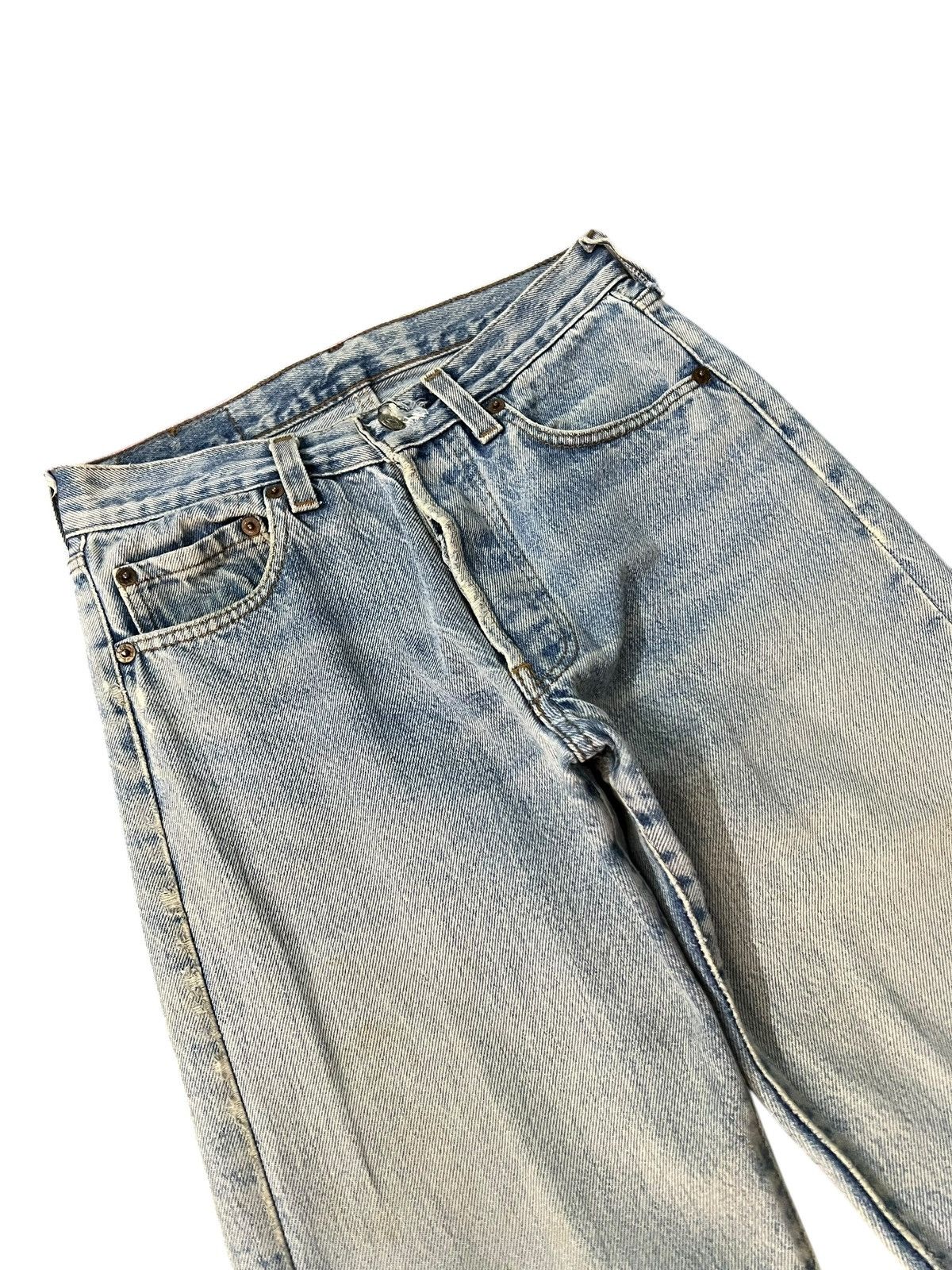 Levi's 80’s Levis 501 Distress Faded Jean Size US 26 / EU 42 - 3 Thumbnail