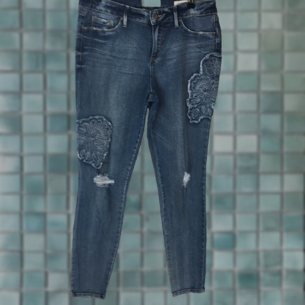 Jessica Simpson Jessica Simpson Jeans Women's Distressed Embroidered Blue Denim Slim Stretch 5-Pocket Size 30 32x30 Size 30" / US 8 / IT 44 - 1 Thumbnail