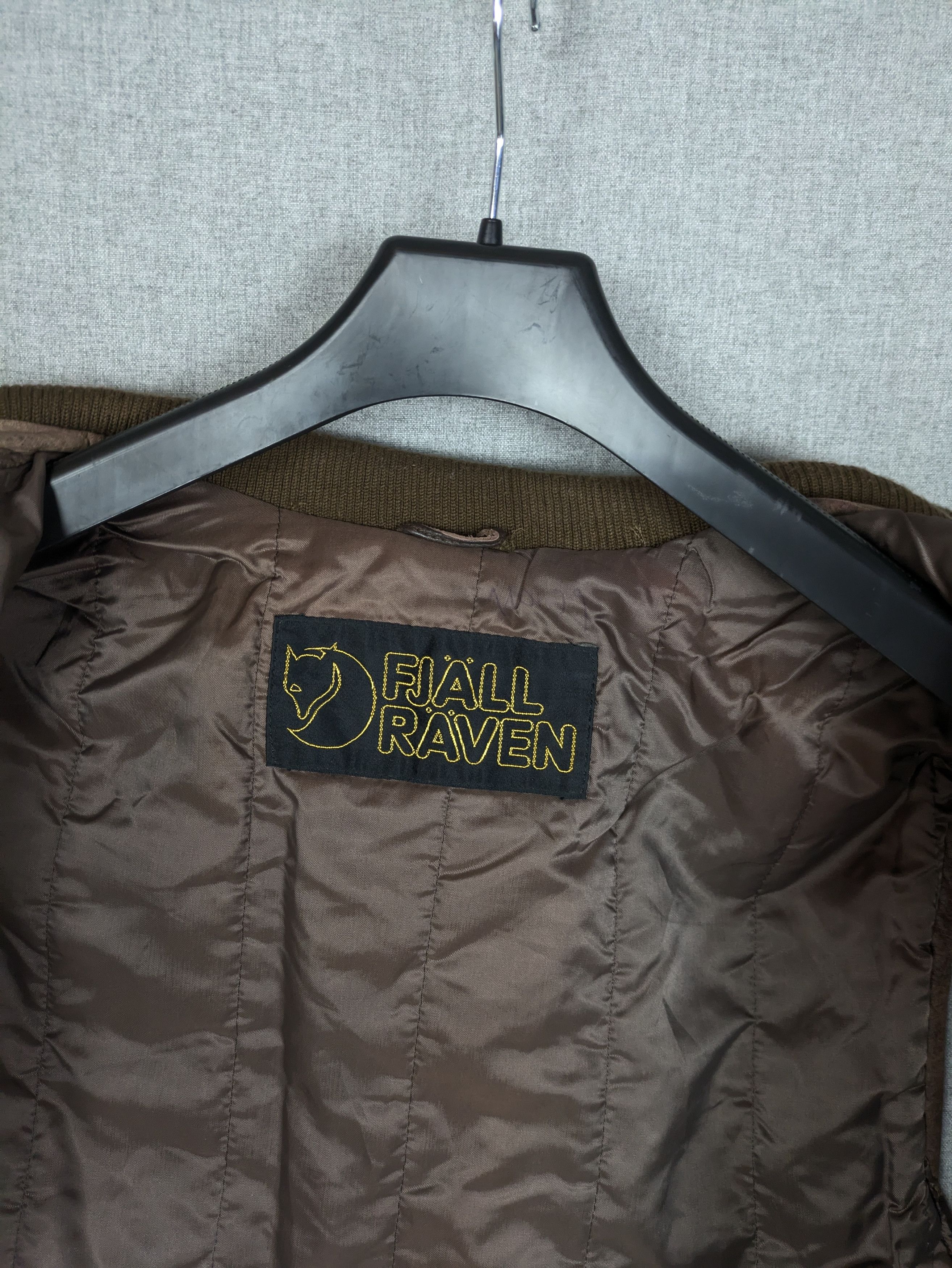 Fjallraven Fjällräven XL Men Leather Vest 90s Vintage Jacket fjallraven Size US XL / EU 56 / 4 - 7 Thumbnail