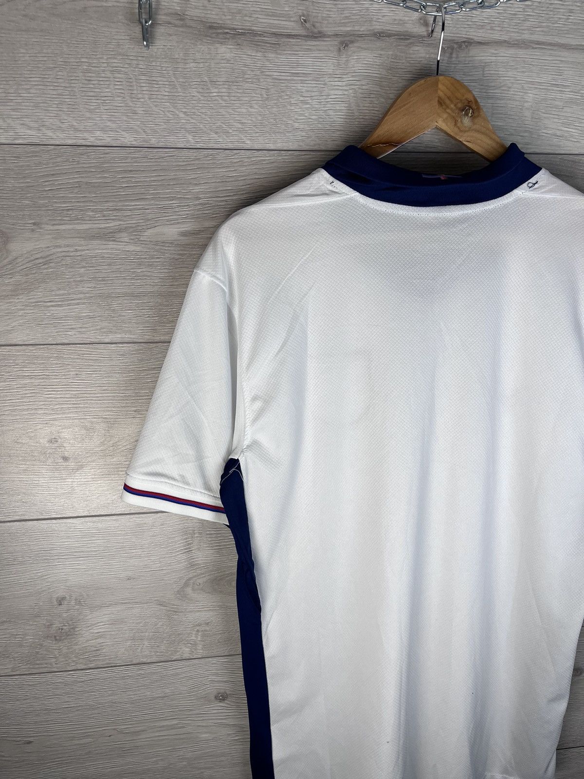 Nike Men’s football T-shirt Nike England 🏴󠁧󠁢󠁥󠁮󠁧󠁿 size Xl sport Size US XL / EU 56 / 4 - 12 Thumbnail