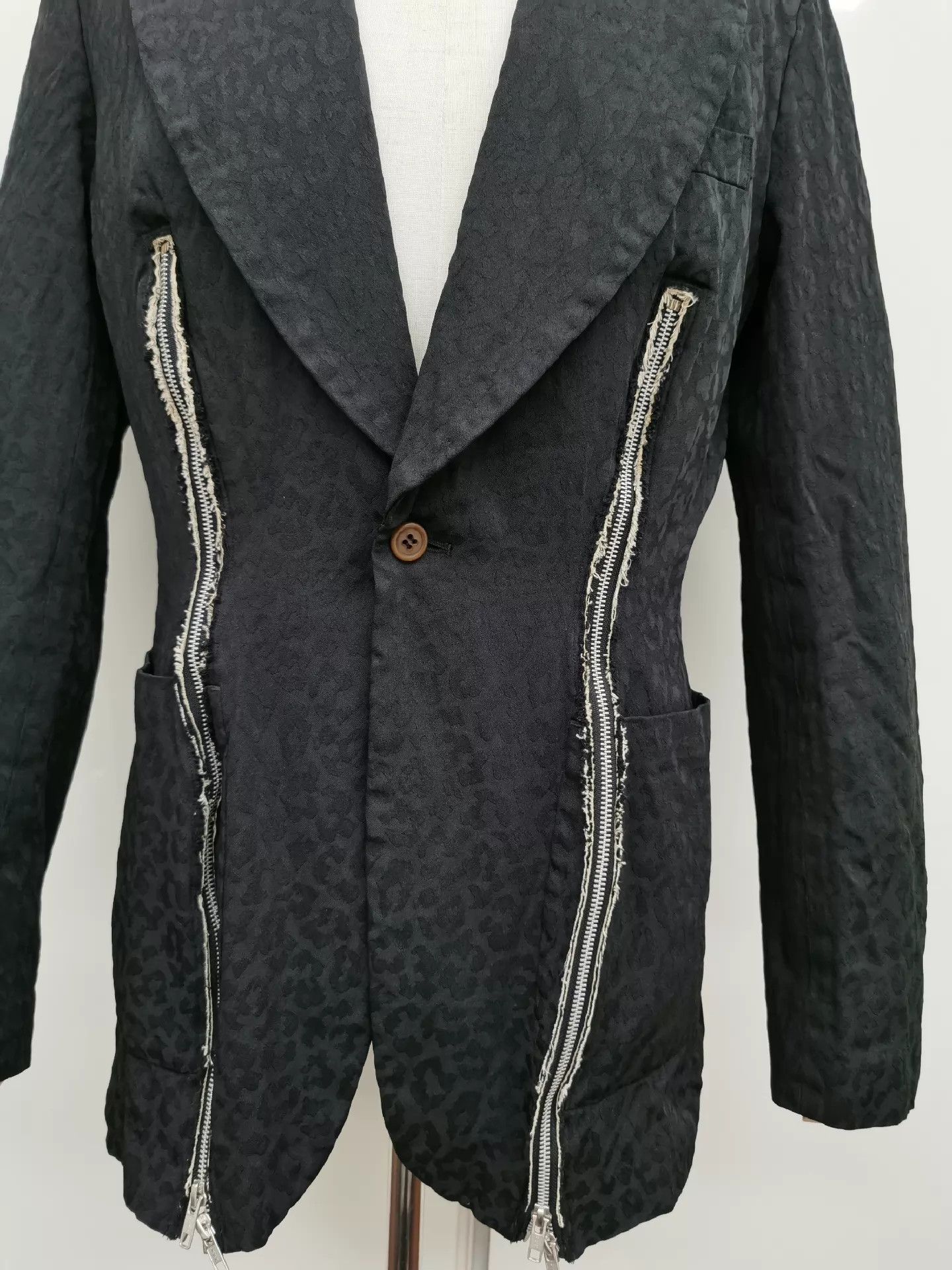 Comme des Garcons CDG Homme Plus SS Blazer Textured Cinched Thick Size M Size US M / EU 48-50 / 2 - 2 Thumbnail