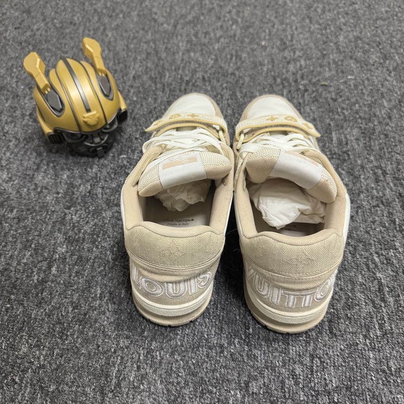 Louis Vuitton Louis Vuitton Trainer Low-Top Sneakers in Khaki -2505 Size US 8 / IT 38 - 3 Thumbnail