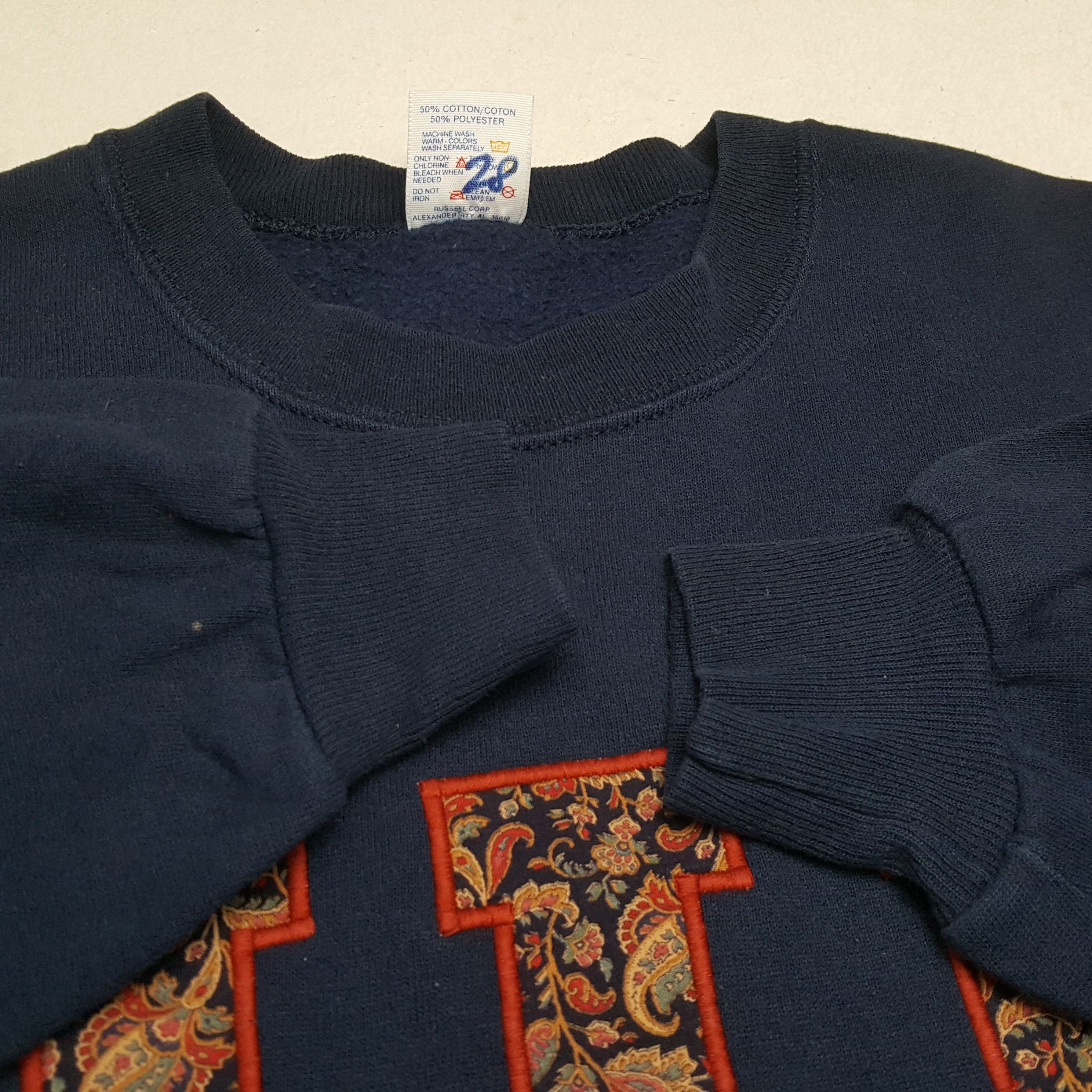 Vintage UNIVERSITY OF ILLINOIS Streetwear Style Vintage Sweatshirt Size US M / EU 48-50 / 2 - 7 Thumbnail